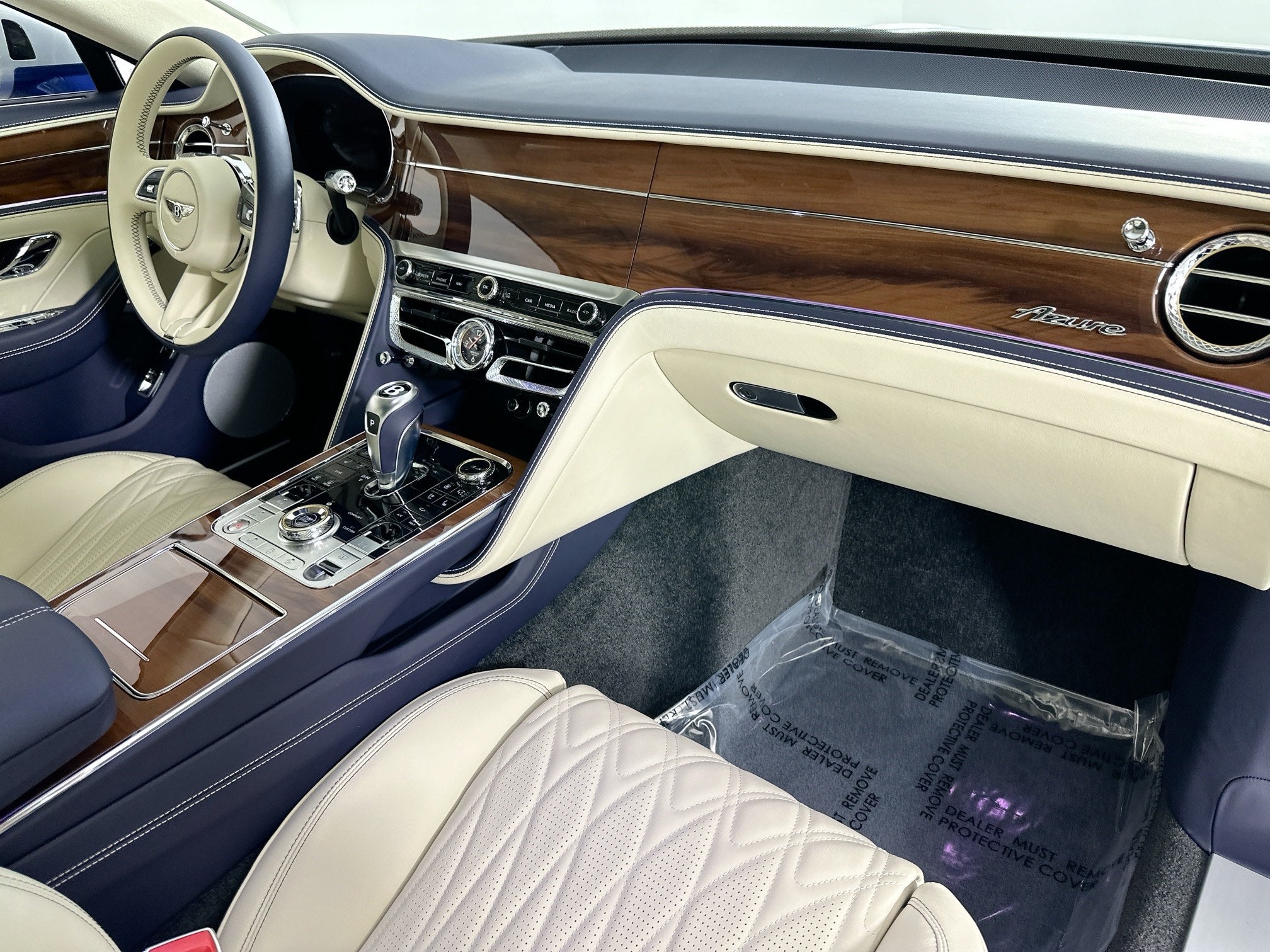 2026 Bentley Flying Spur Azure