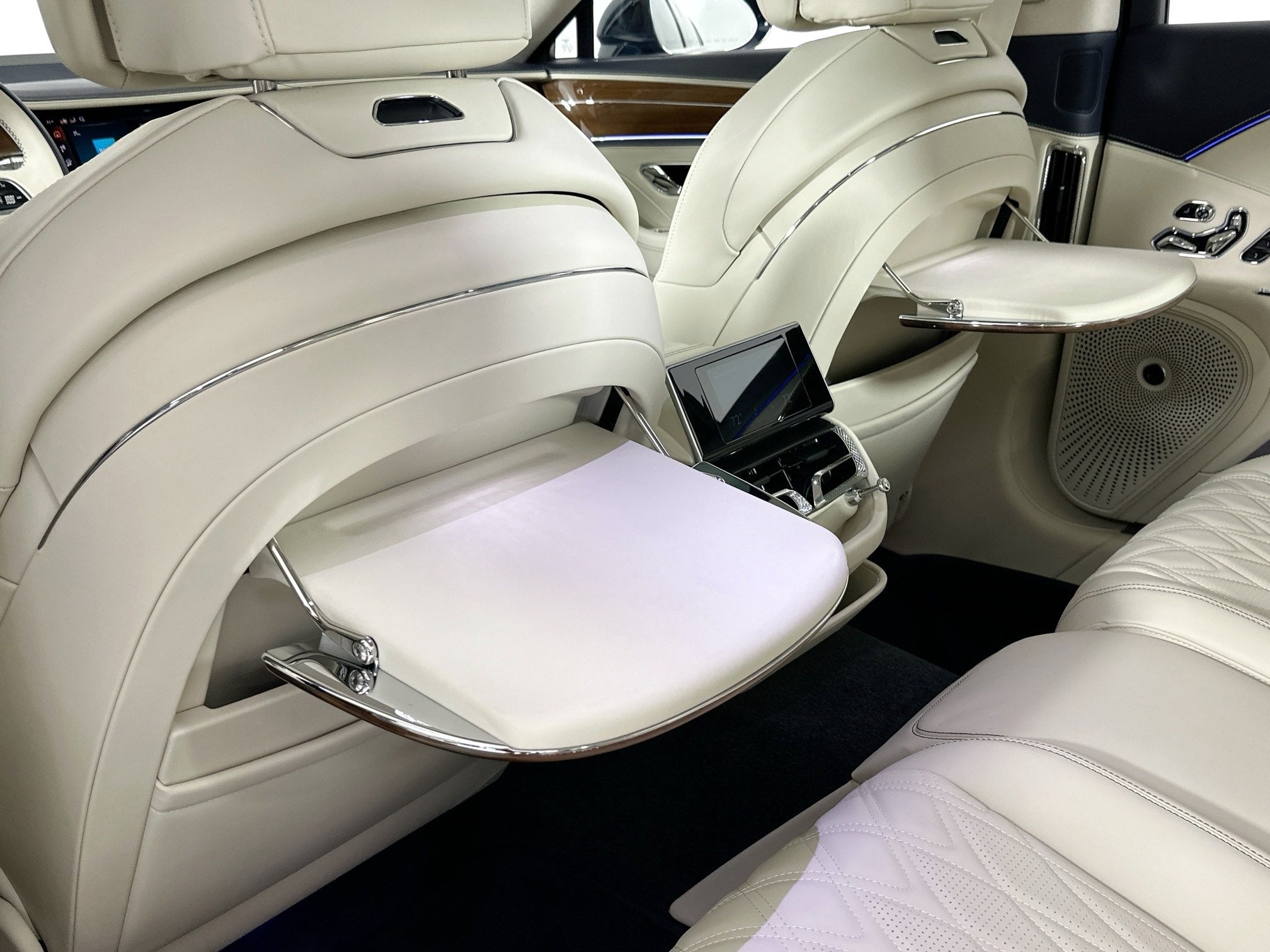 2026 Bentley Flying Spur Azure