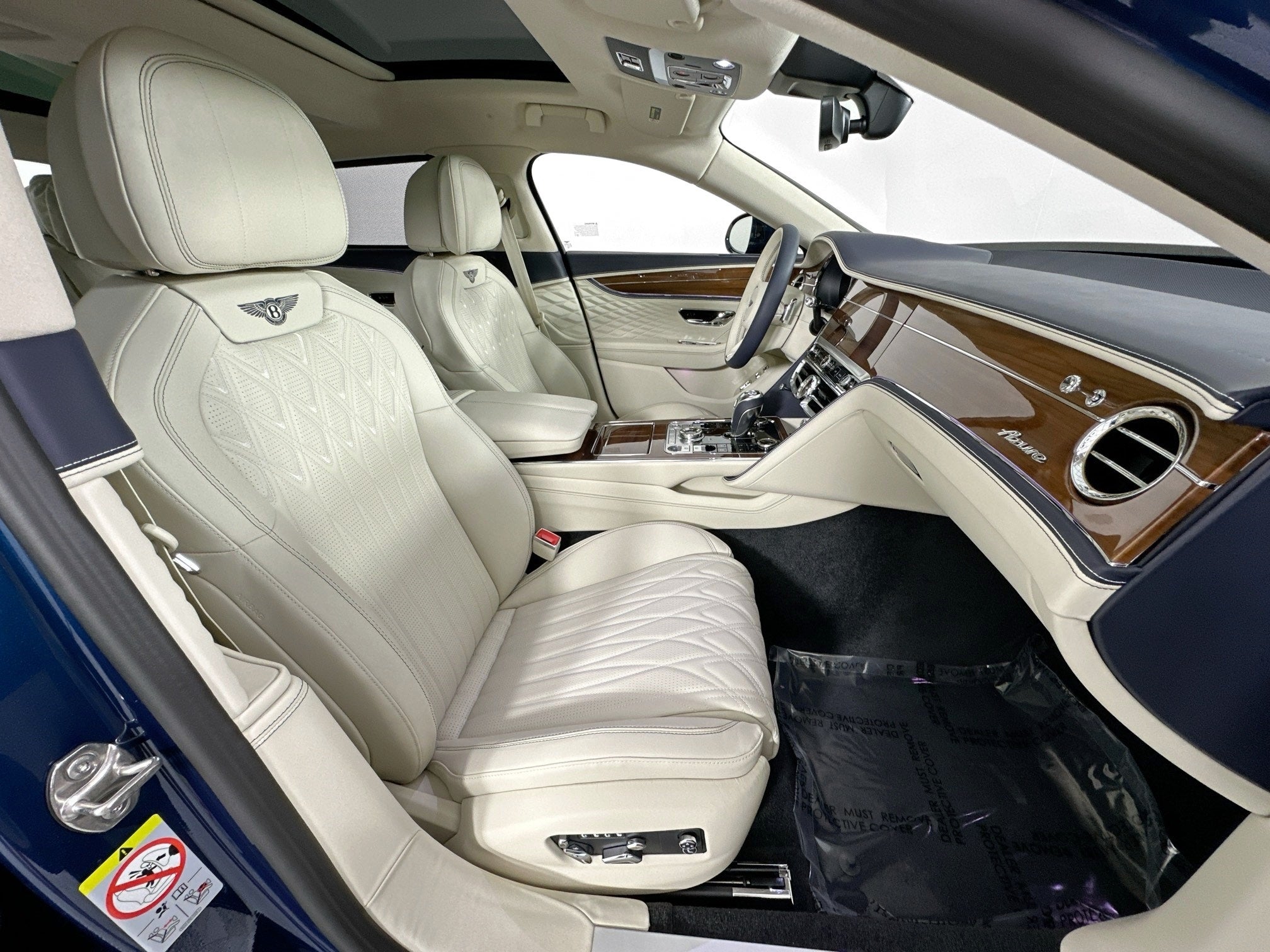 2026 Bentley Flying Spur Azure