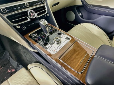 2026 Bentley Flying Spur V8