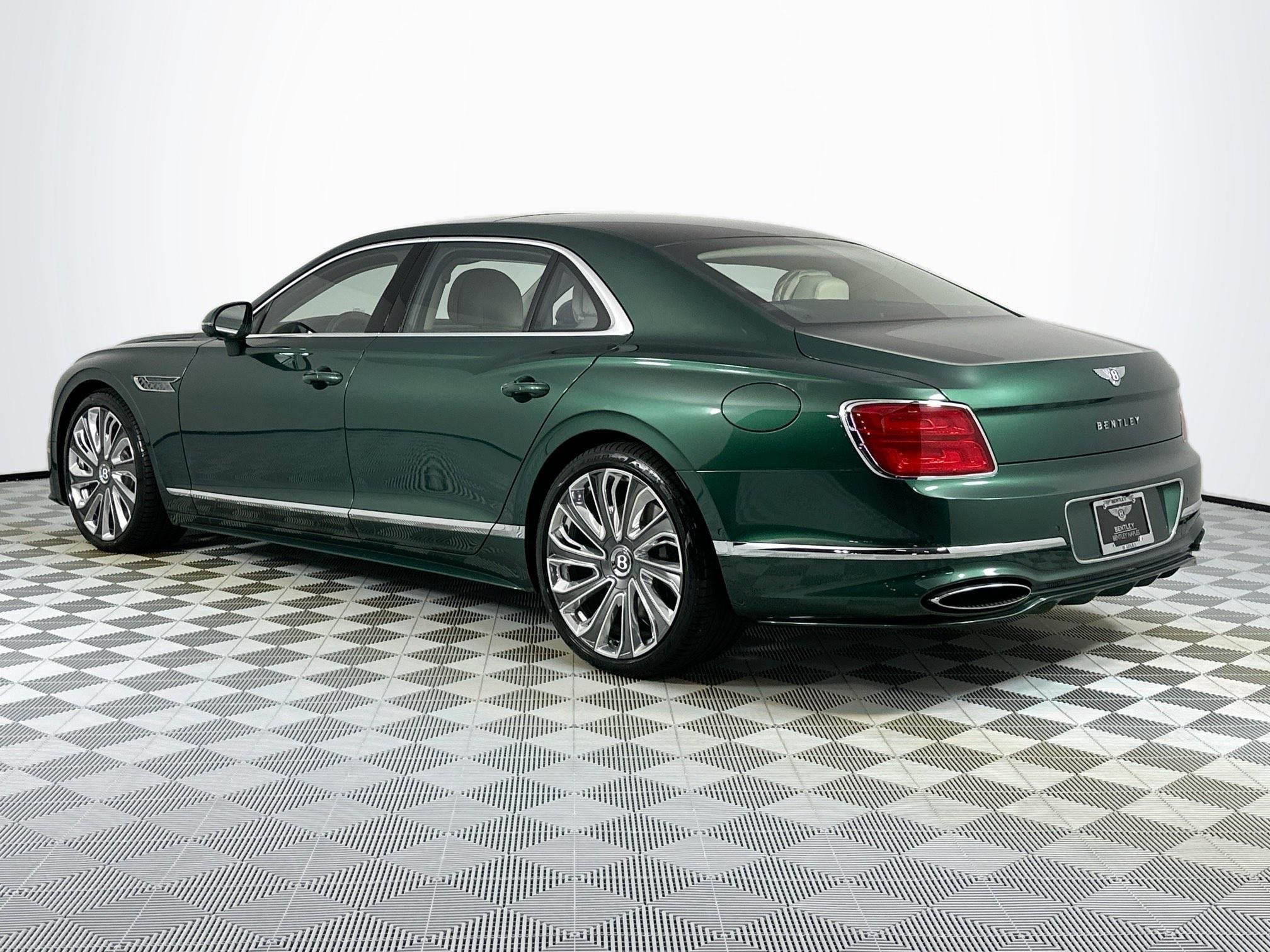 2026 Bentley Flying Spur Mulliner
