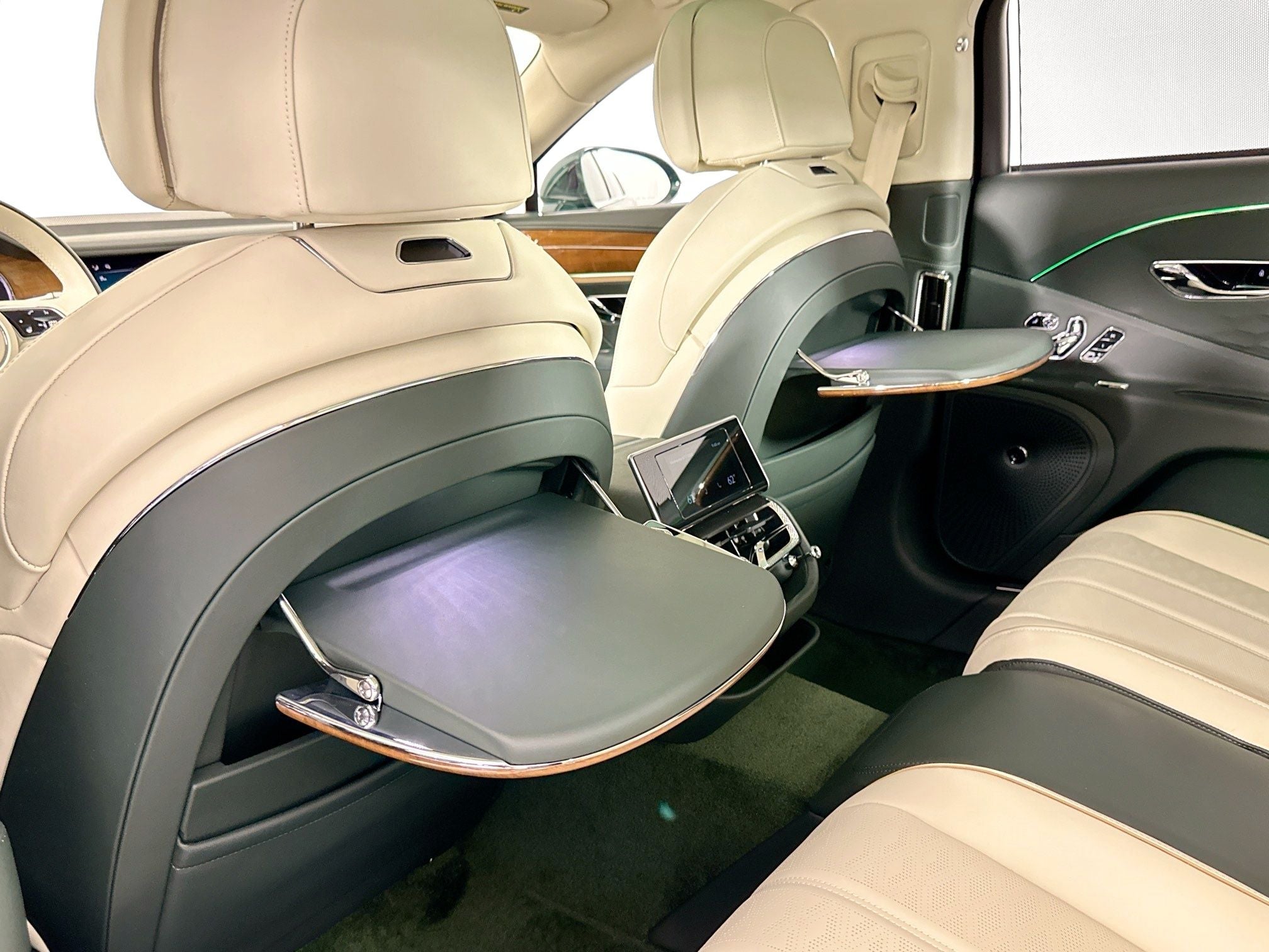 2026 Bentley Flying Spur Mulliner