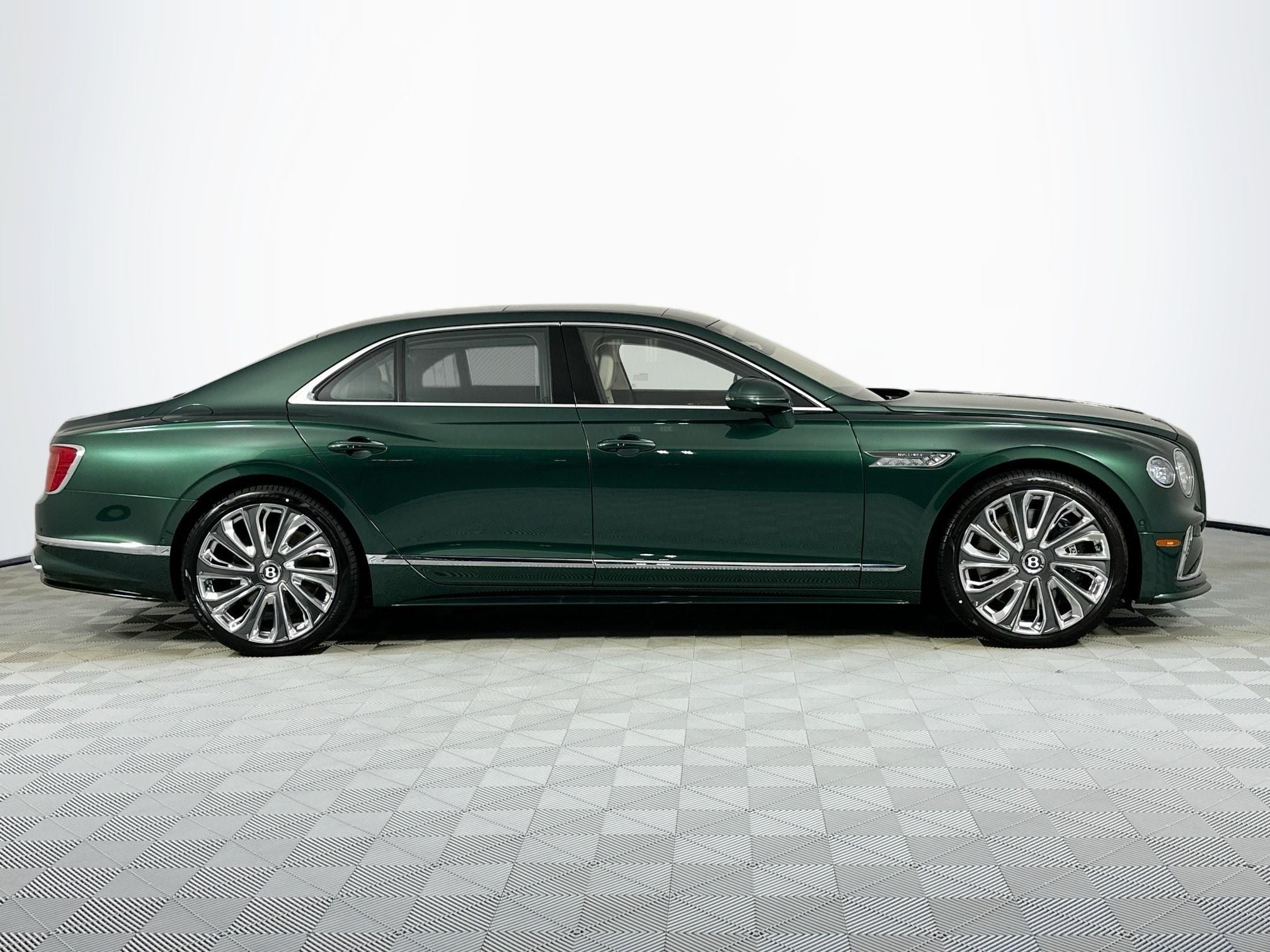 2026 Bentley Flying Spur Mulliner