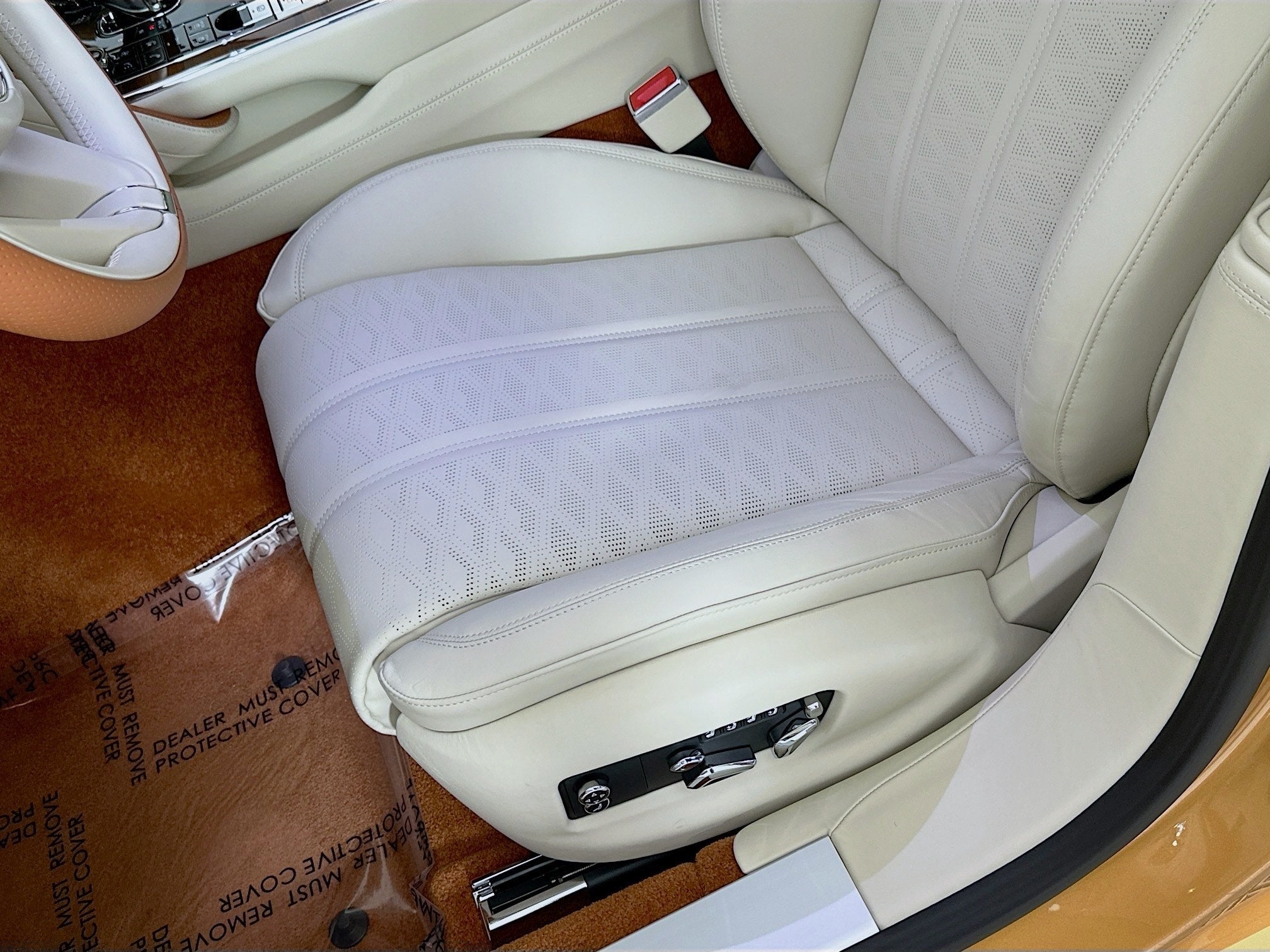 2026 Bentley Flying Spur Mulliner