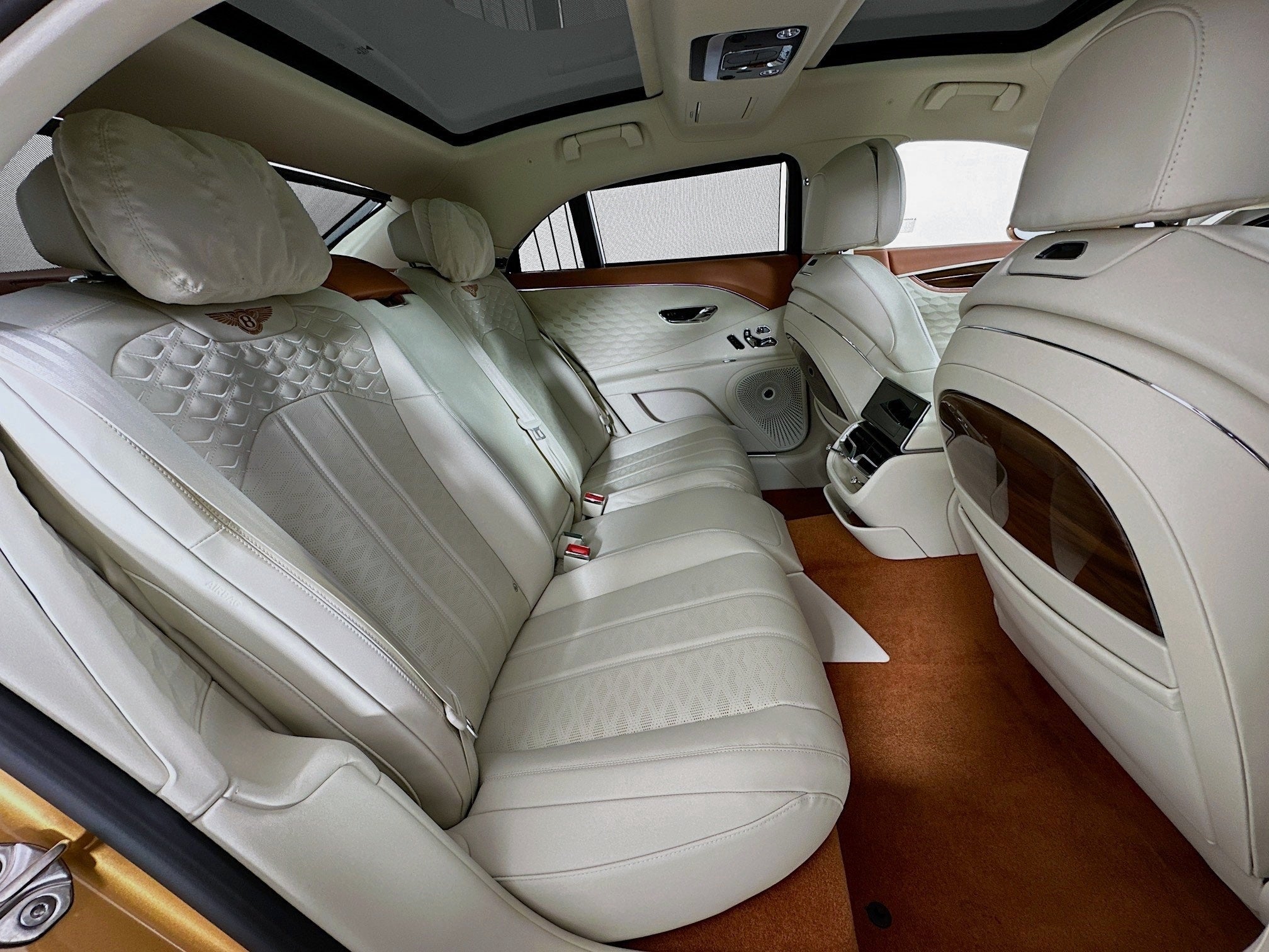 2026 Bentley Flying Spur Mulliner