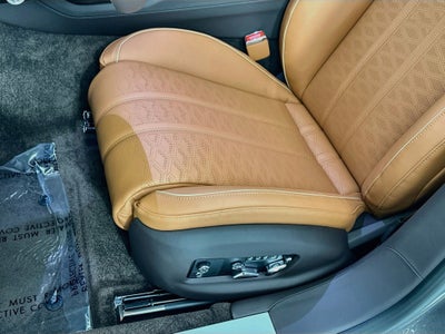 2026 Bentley Flying Spur Mulliner