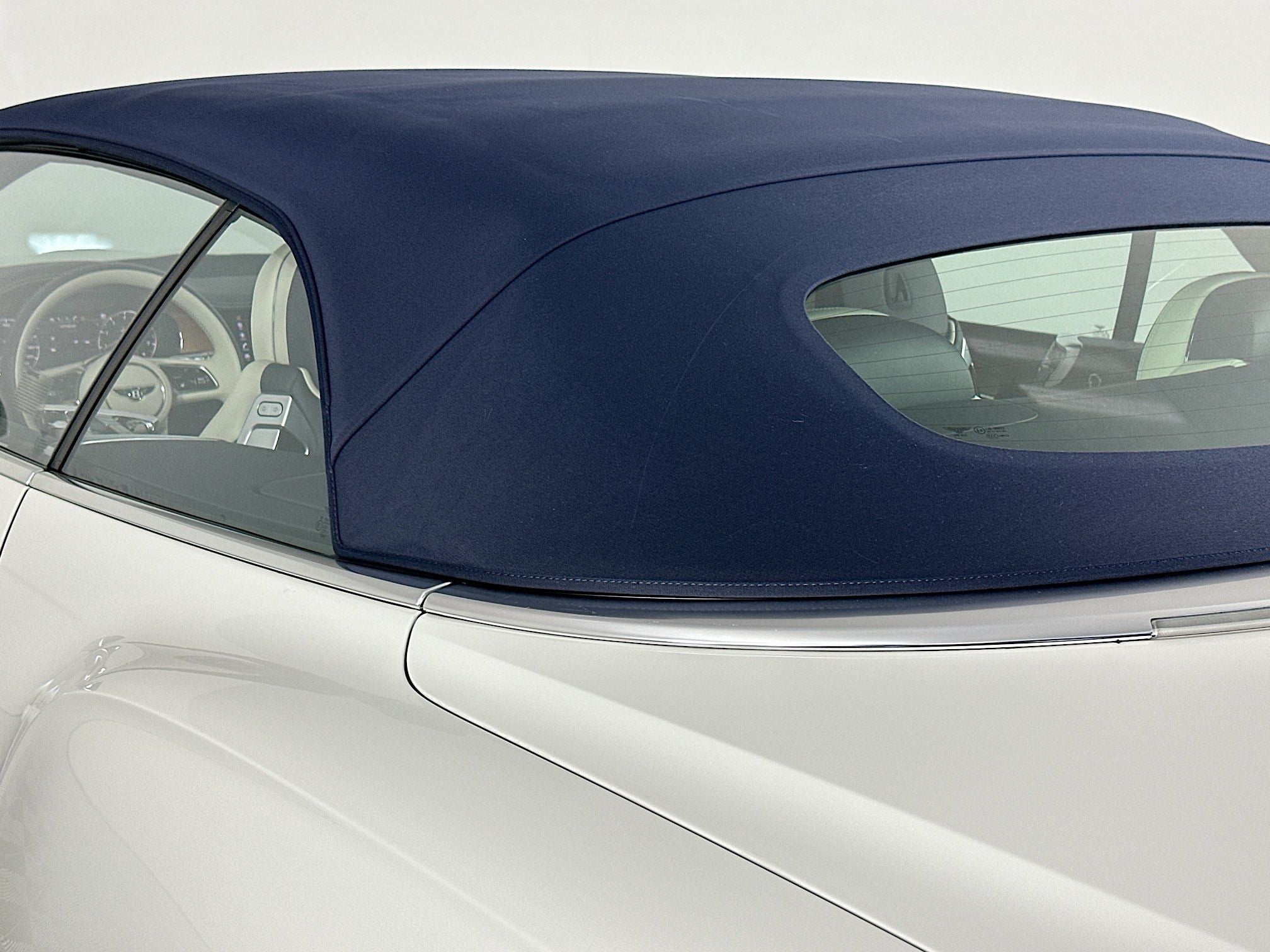 2023 Bentley Continental GTC V8