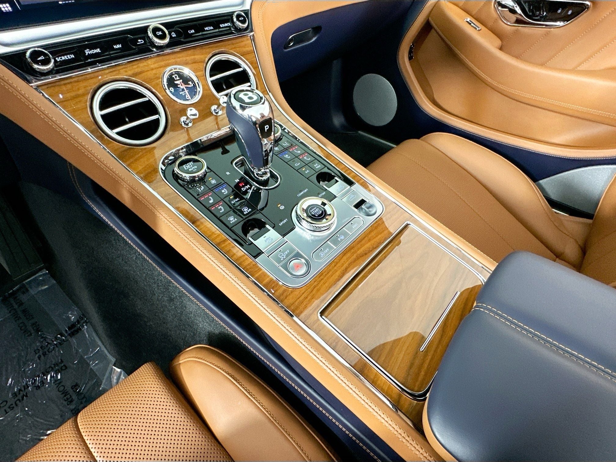 2024 Bentley Continental GTC V8 Edition 8