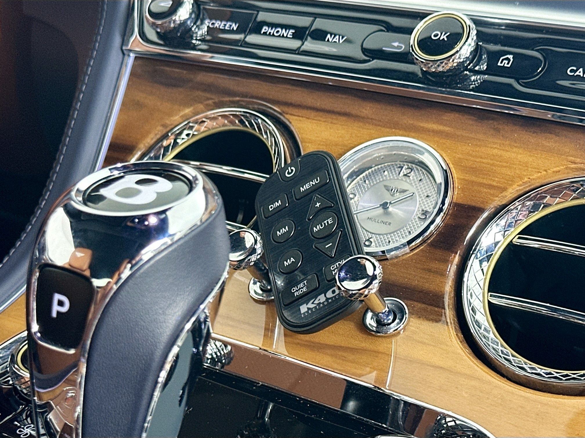 2023 Bentley Continental GTC Mulliner V8