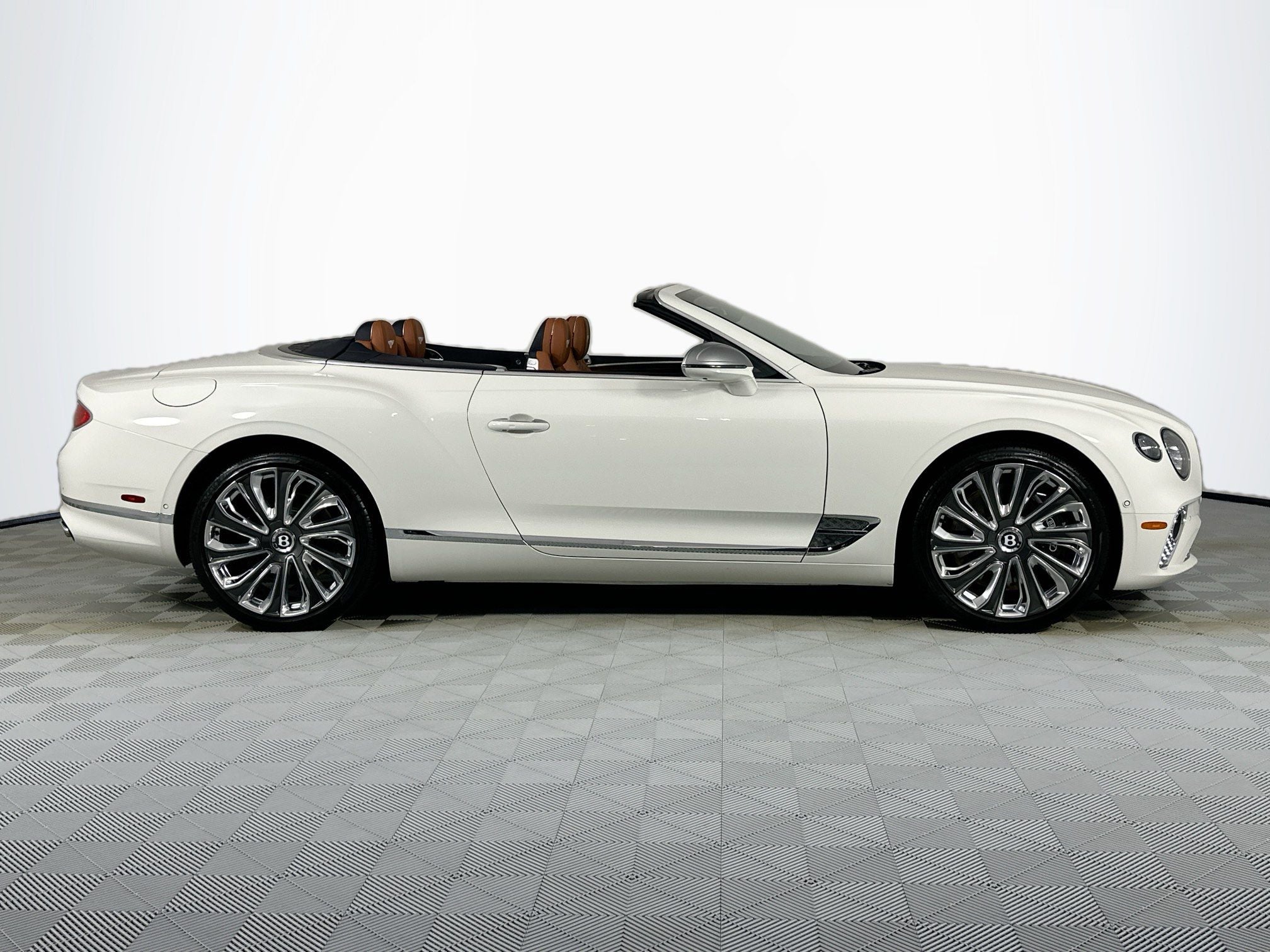 2023 Bentley Continental GTC Mulliner V8