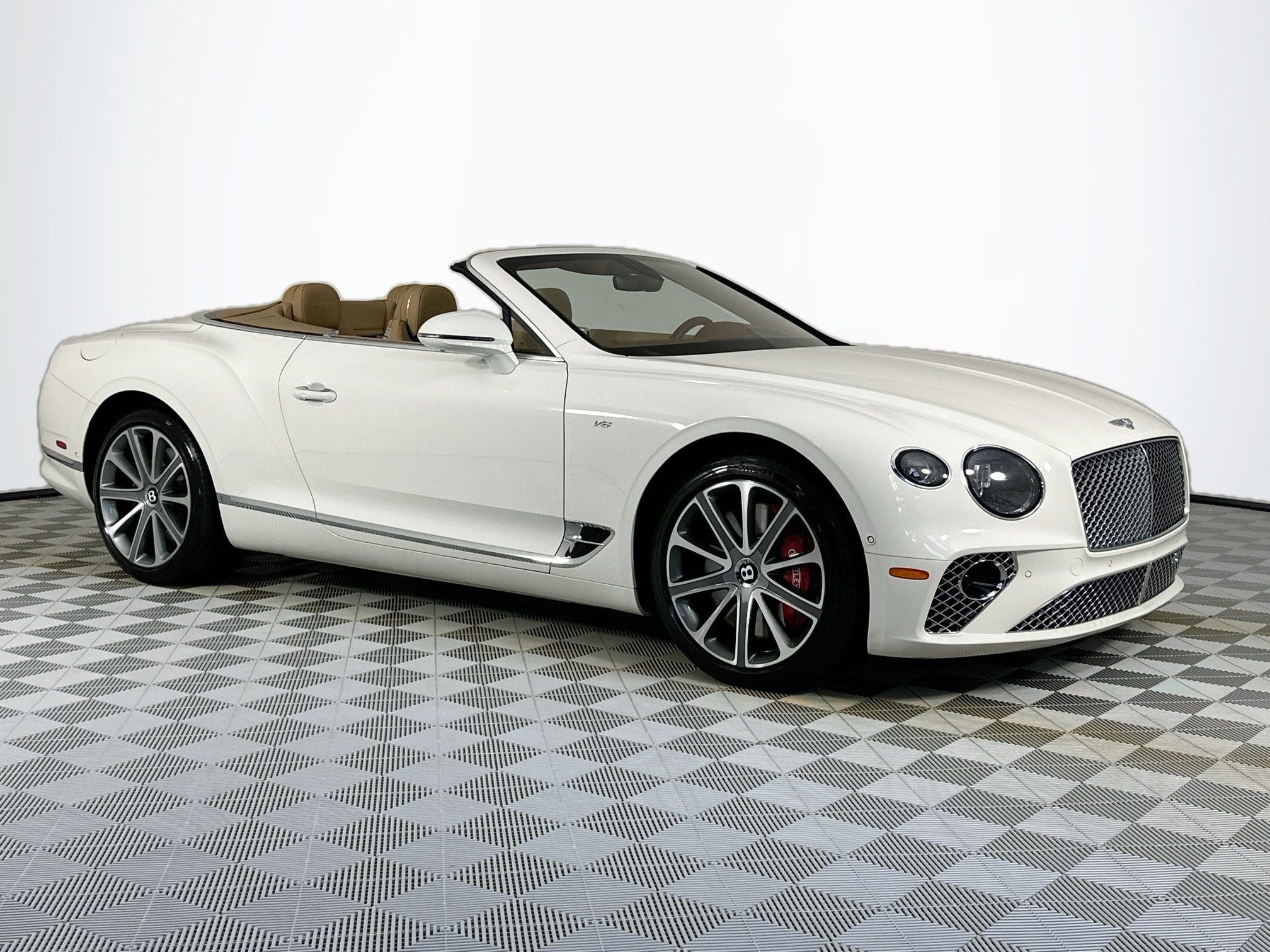 2020 Bentley Continental GT Convertible V8's photo