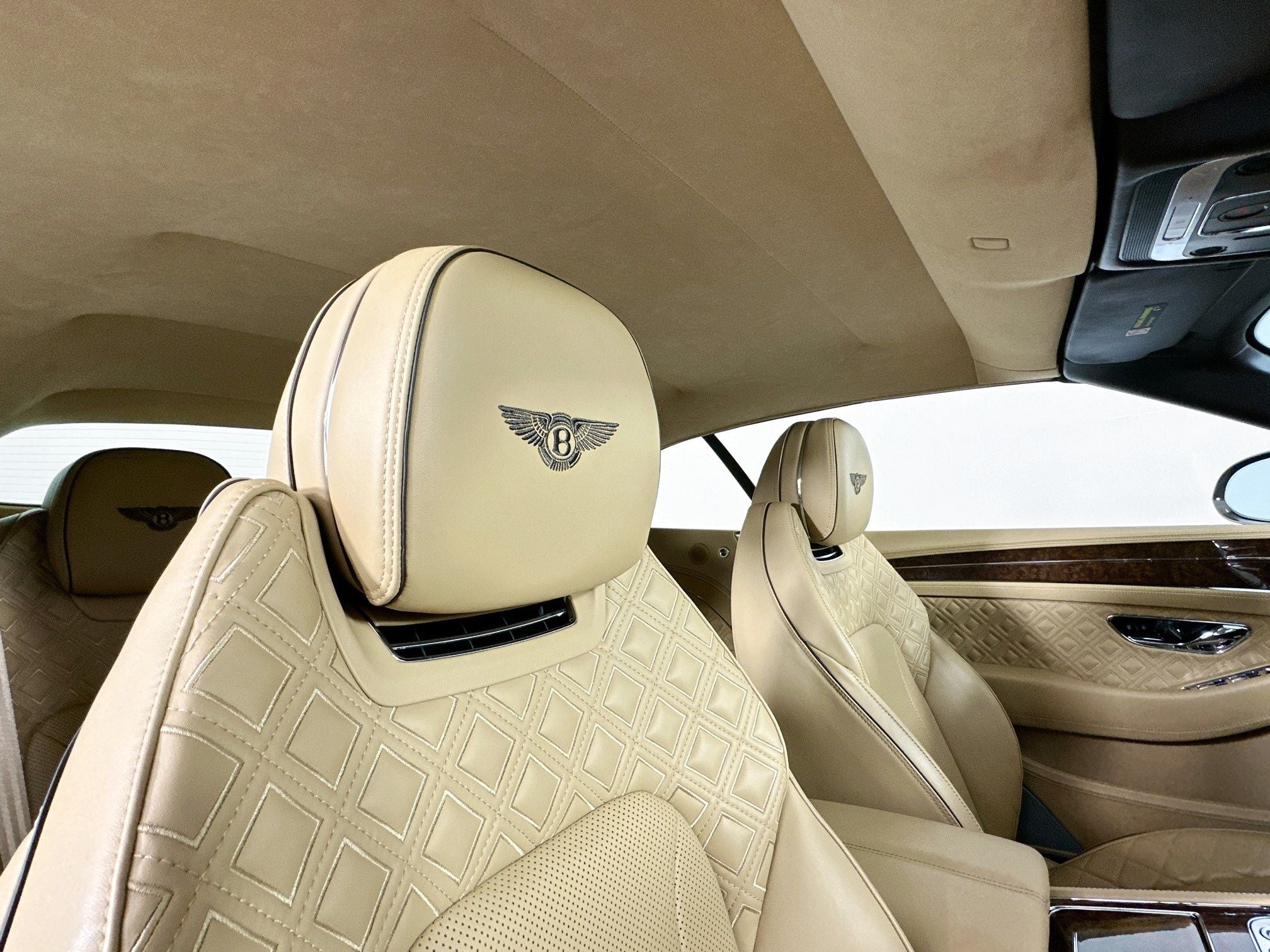 2021 Bentley Continental GTC V8