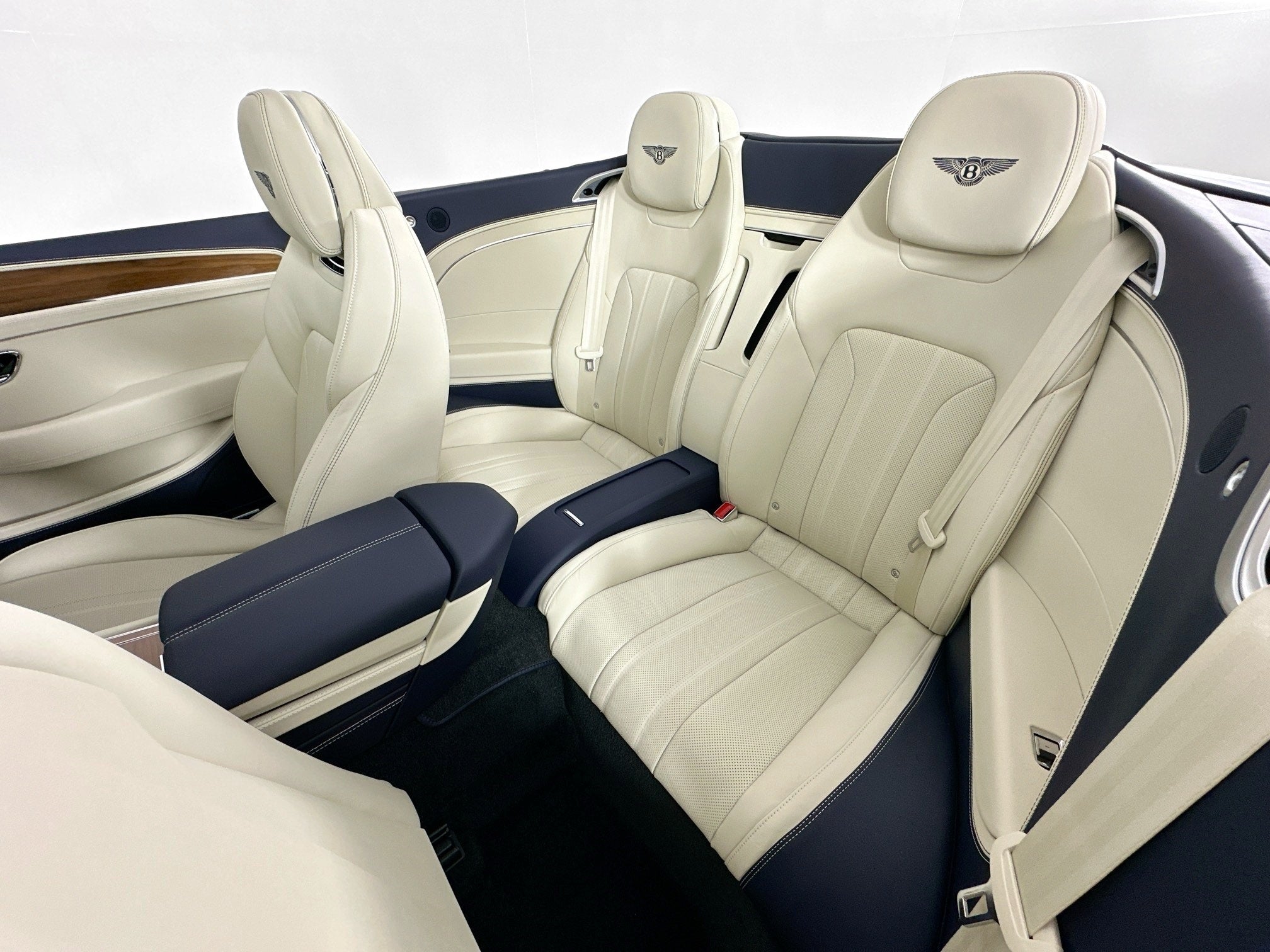 2026 Bentley Continental GTC Base