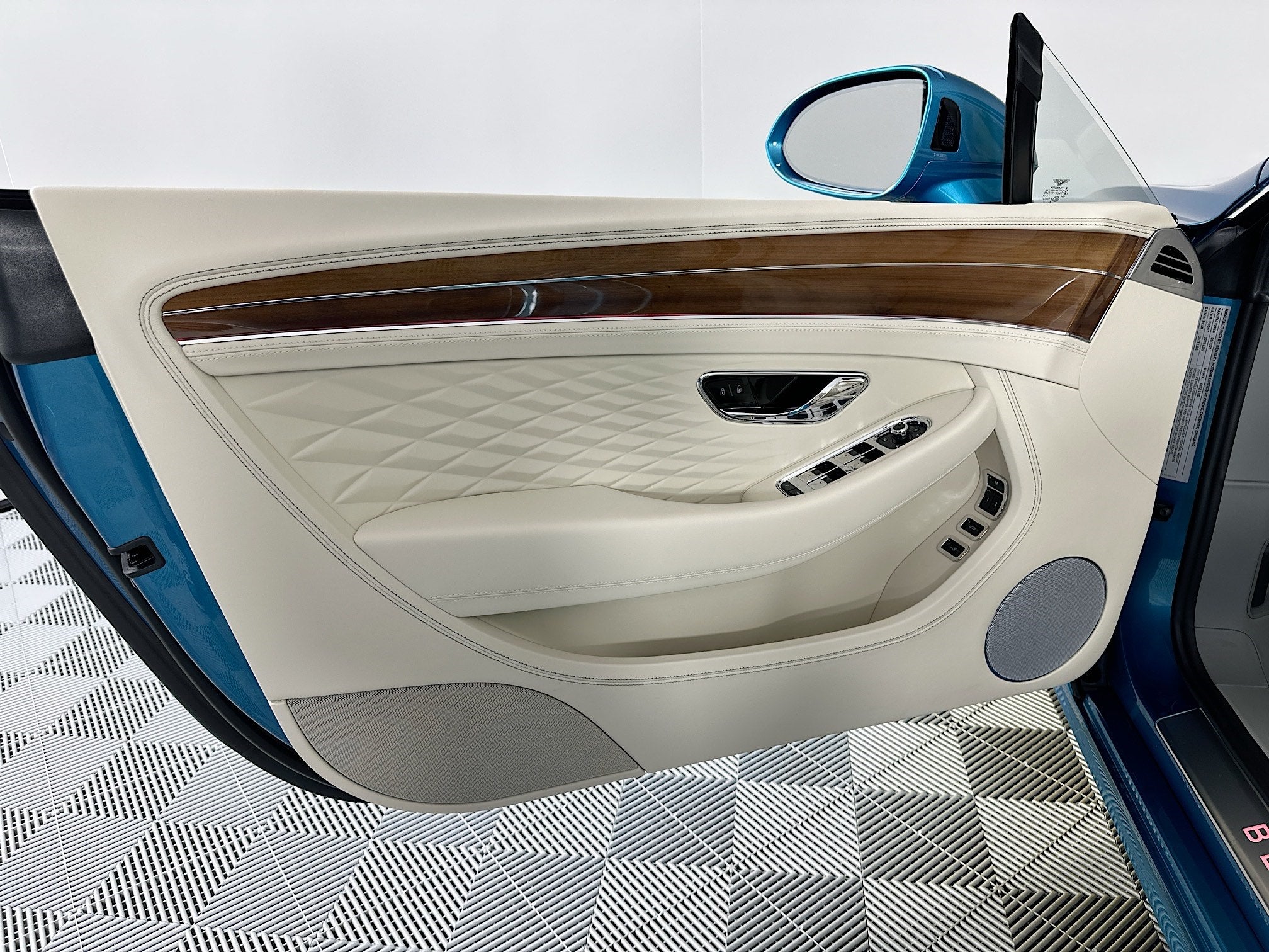 2026 Bentley Continental GTC Azure