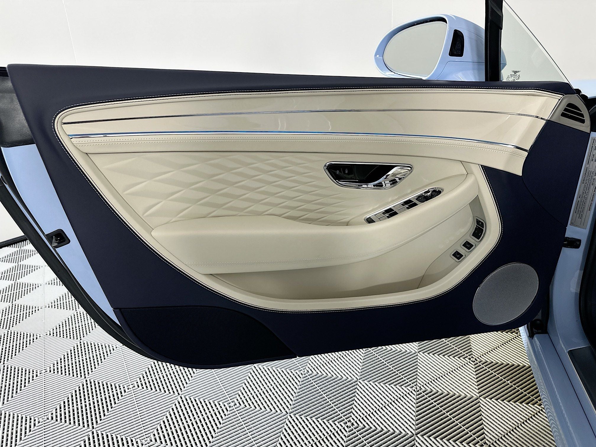 2026 Bentley Continental GTC Azure