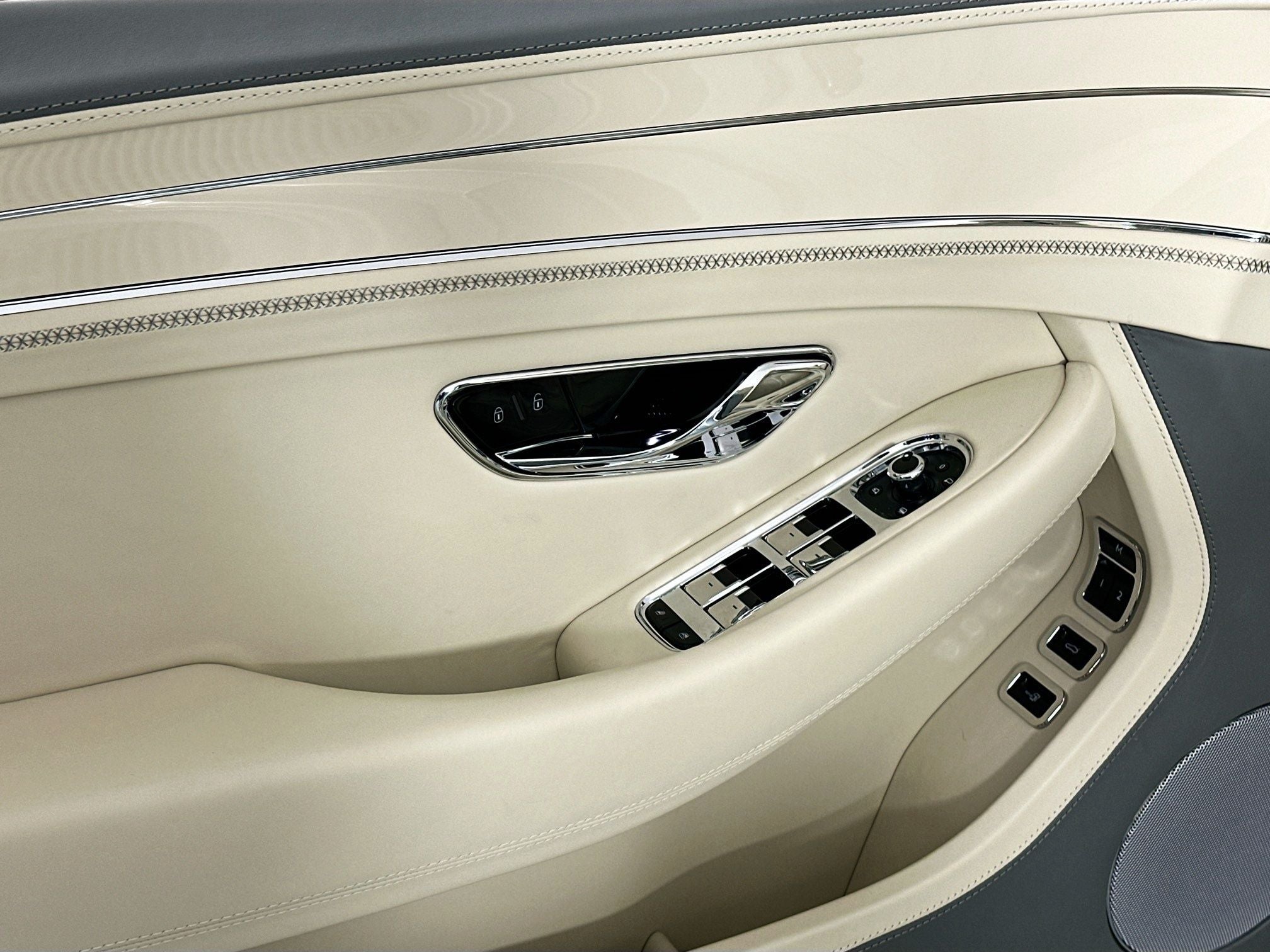2026 Bentley Continental GTC Base