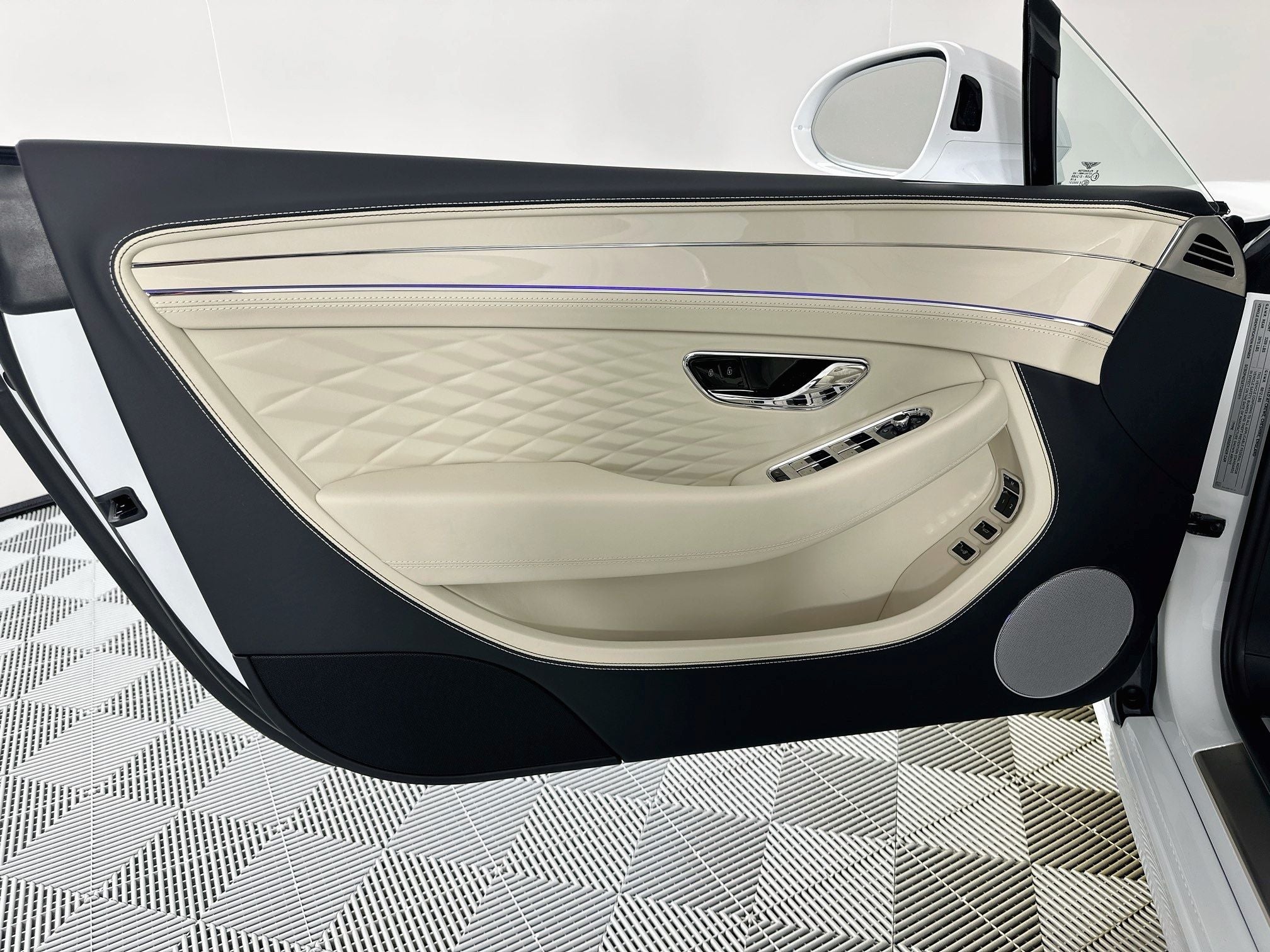 2026 Bentley Continental GTC Azure