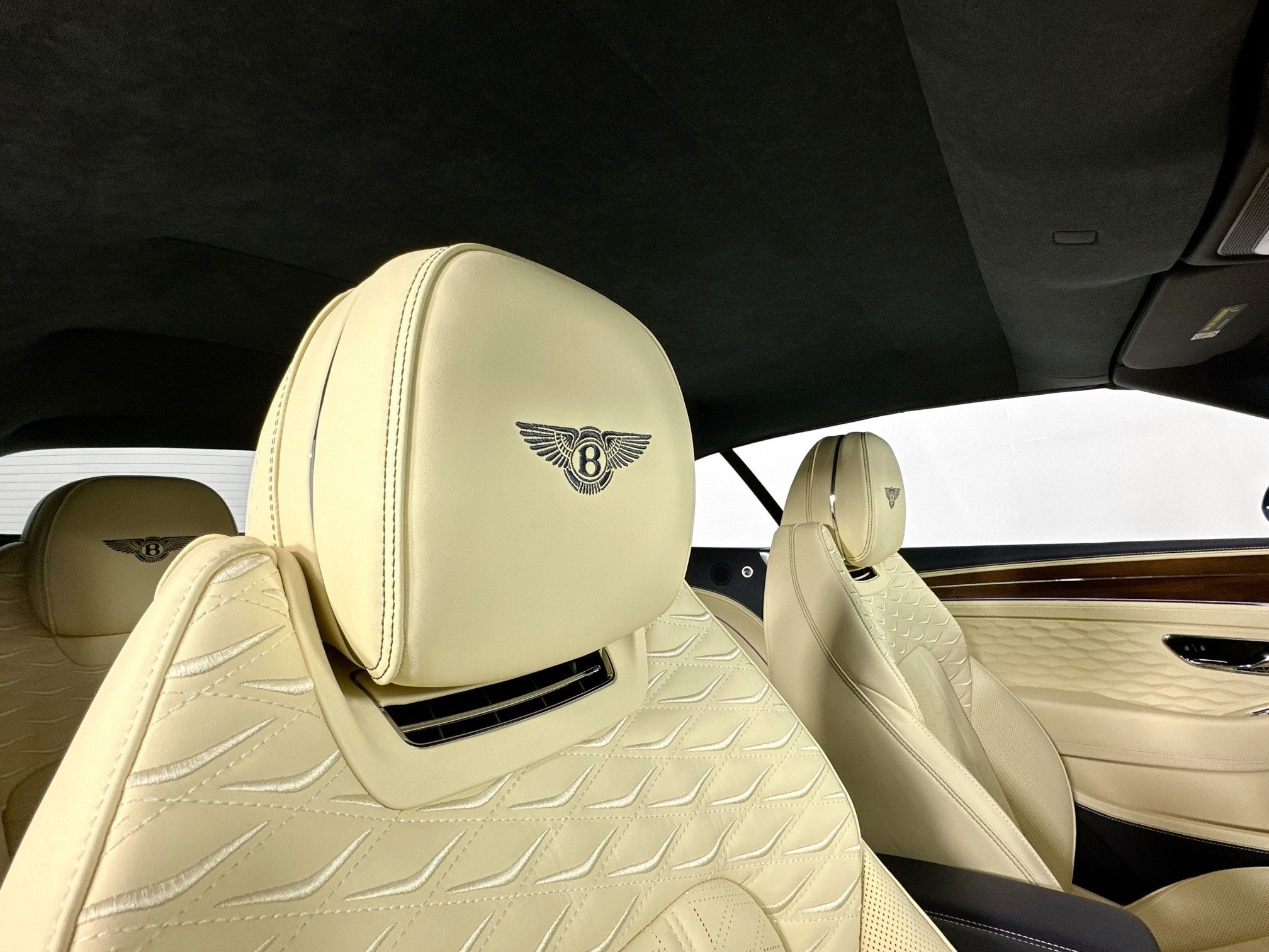 2026 Bentley Continental GTC Mulliner