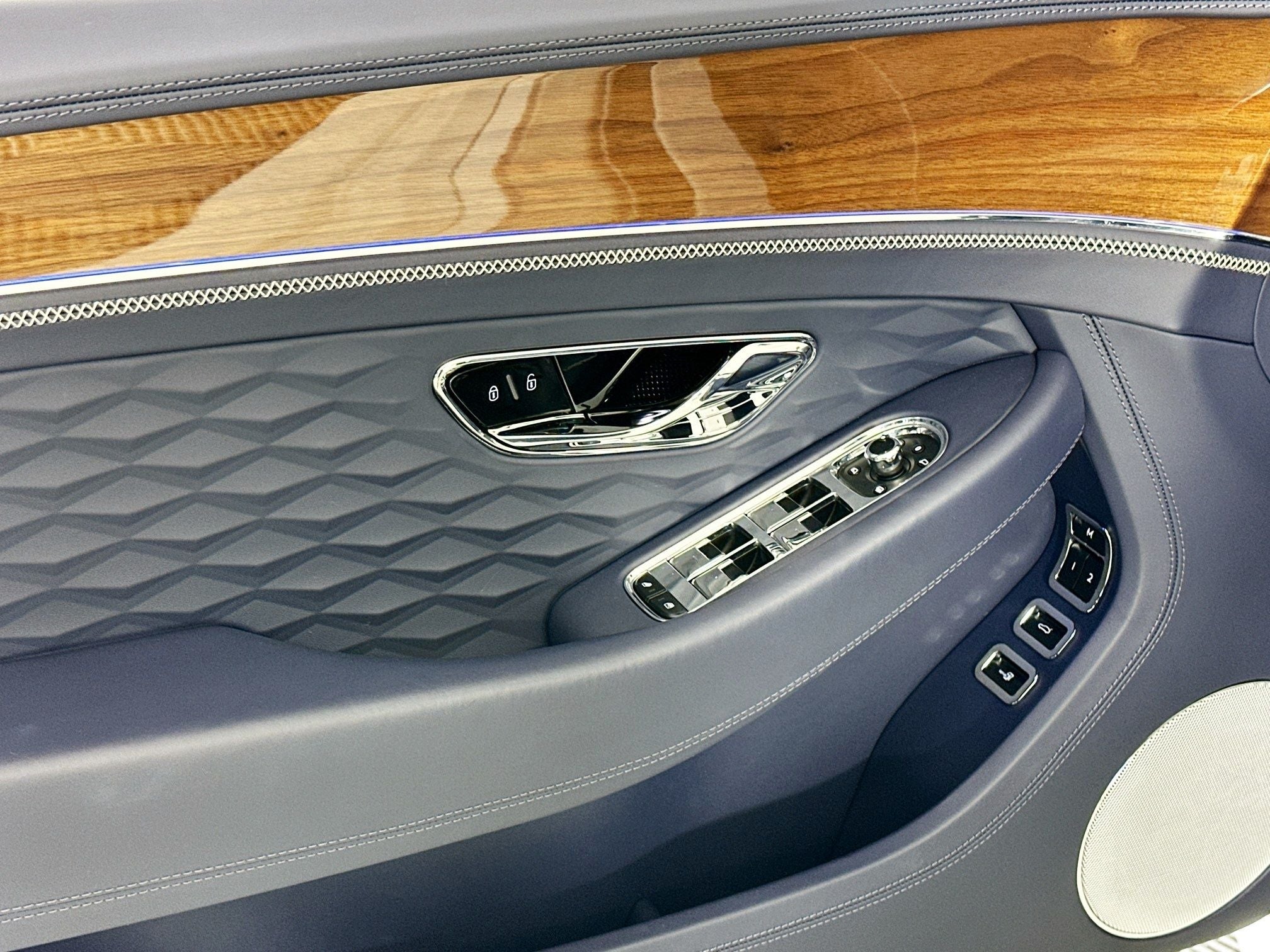 2025 Bentley Continental GTC Base