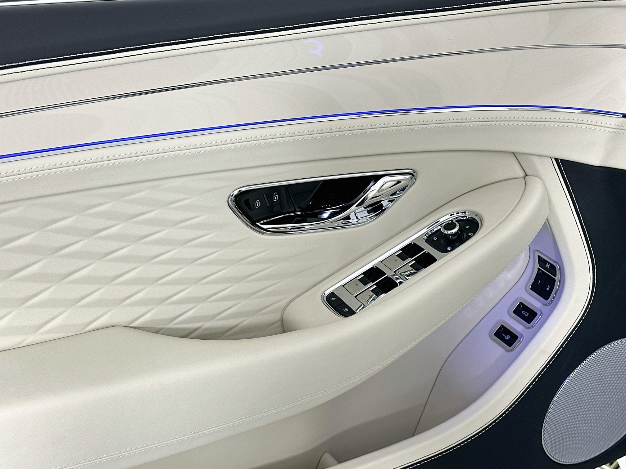 2027 Bentley Continental GTC Azure