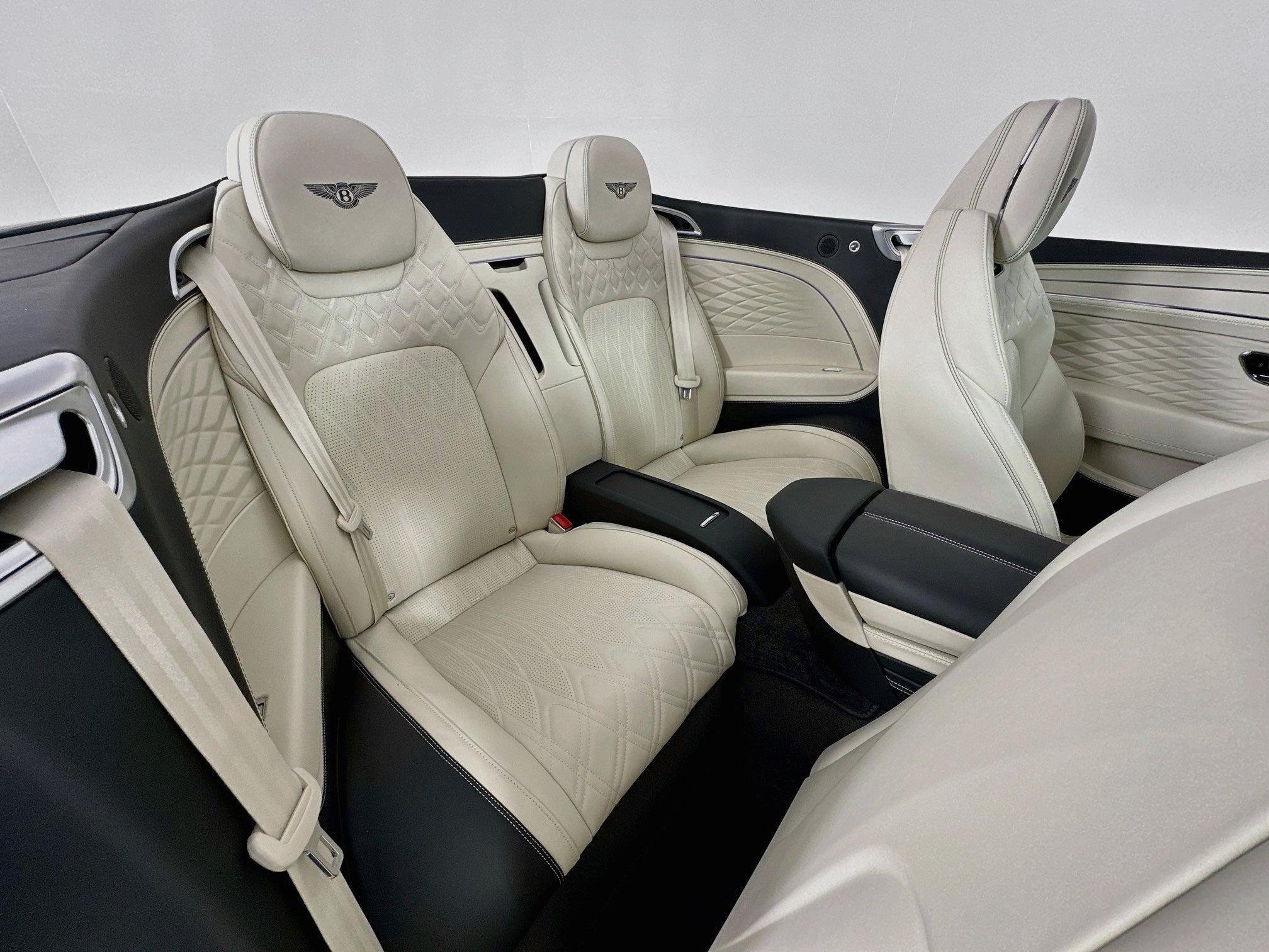 2027 Bentley Continental GTC Azure