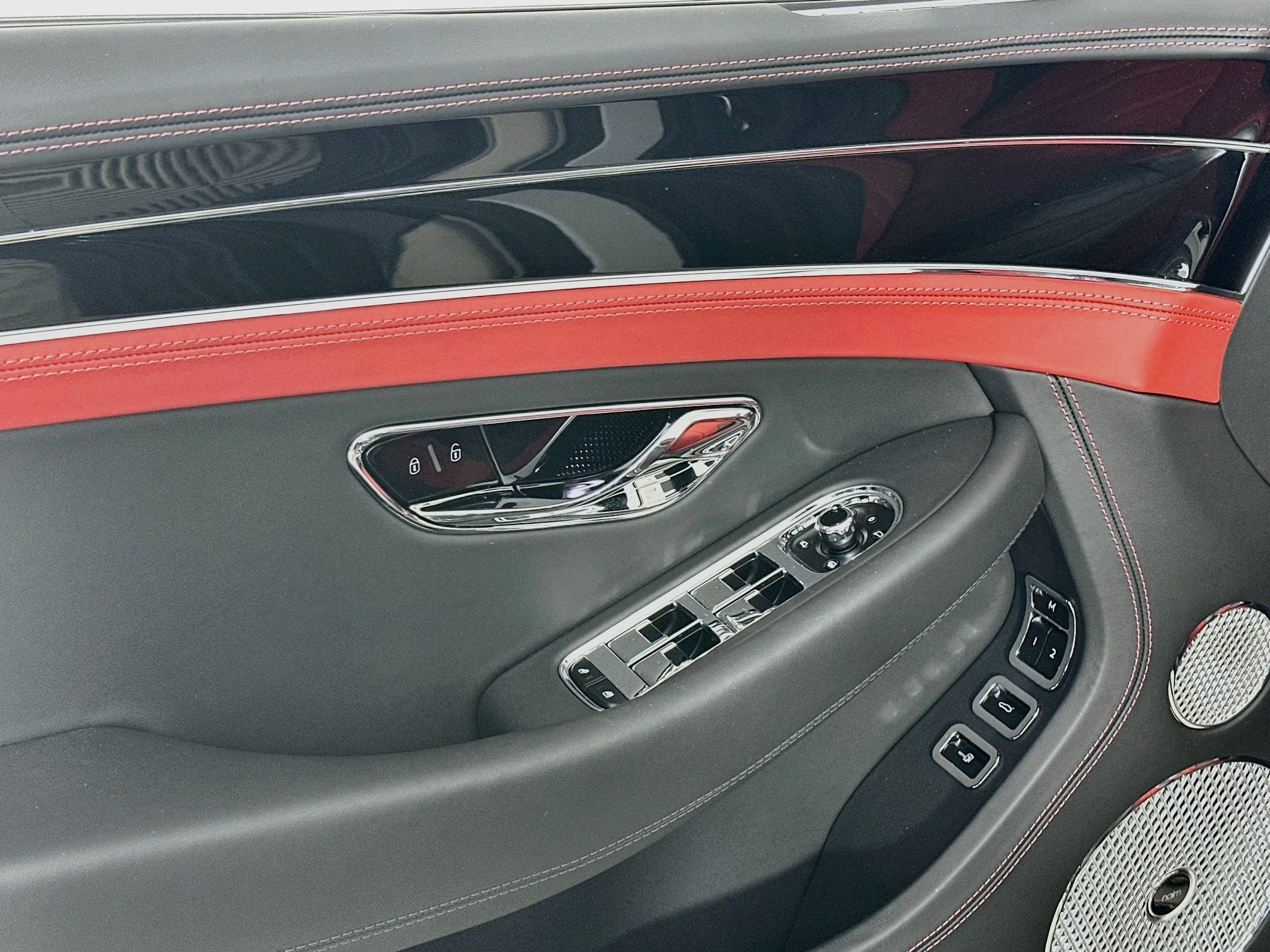 2027 Bentley Continental GTC Base