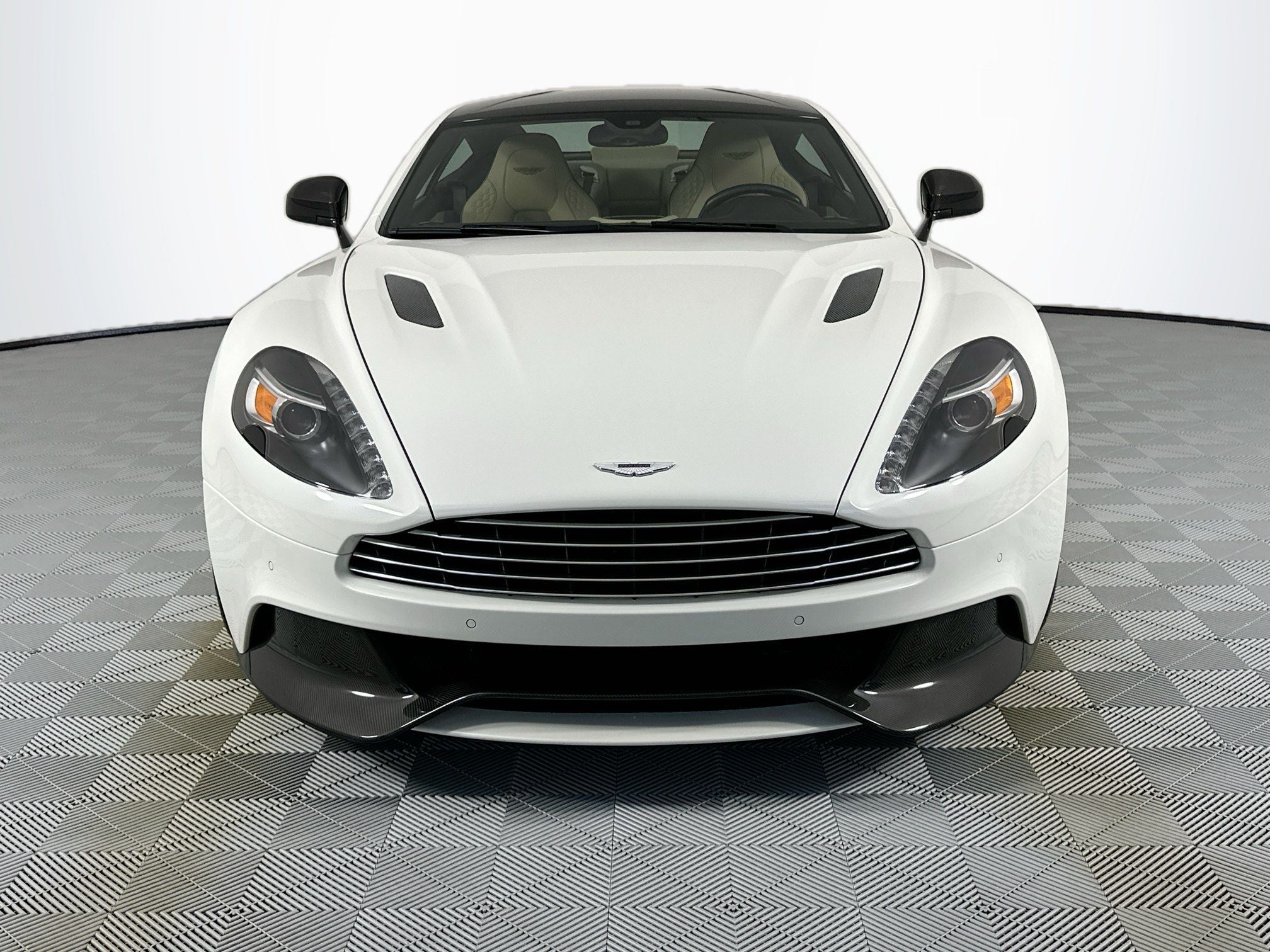 2017 Aston Martin Vanquish Base