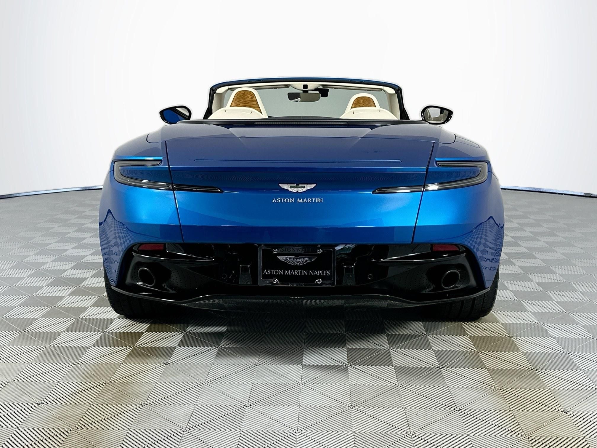 2019 Aston Martin DB11 Volante