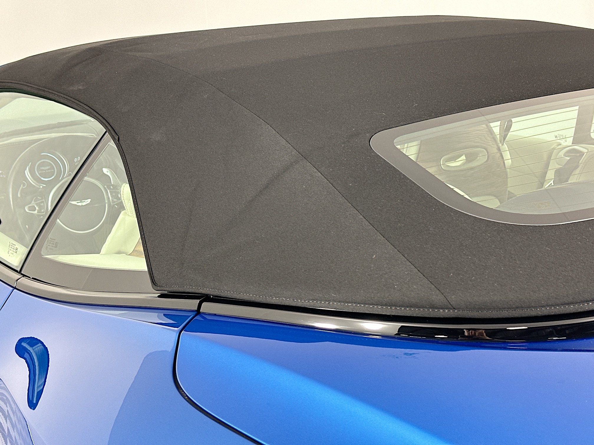2019 Aston Martin DB11 Volante