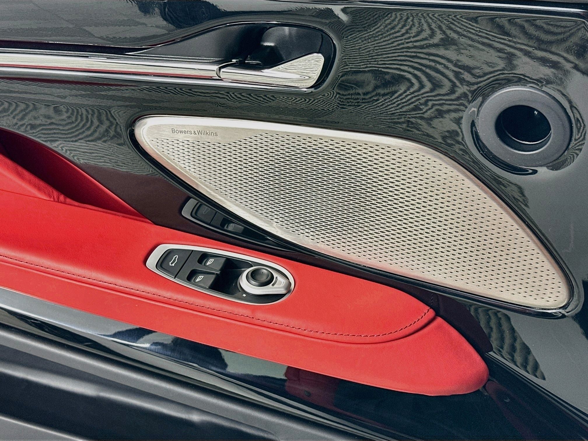2024 Aston Martin DB12 Base