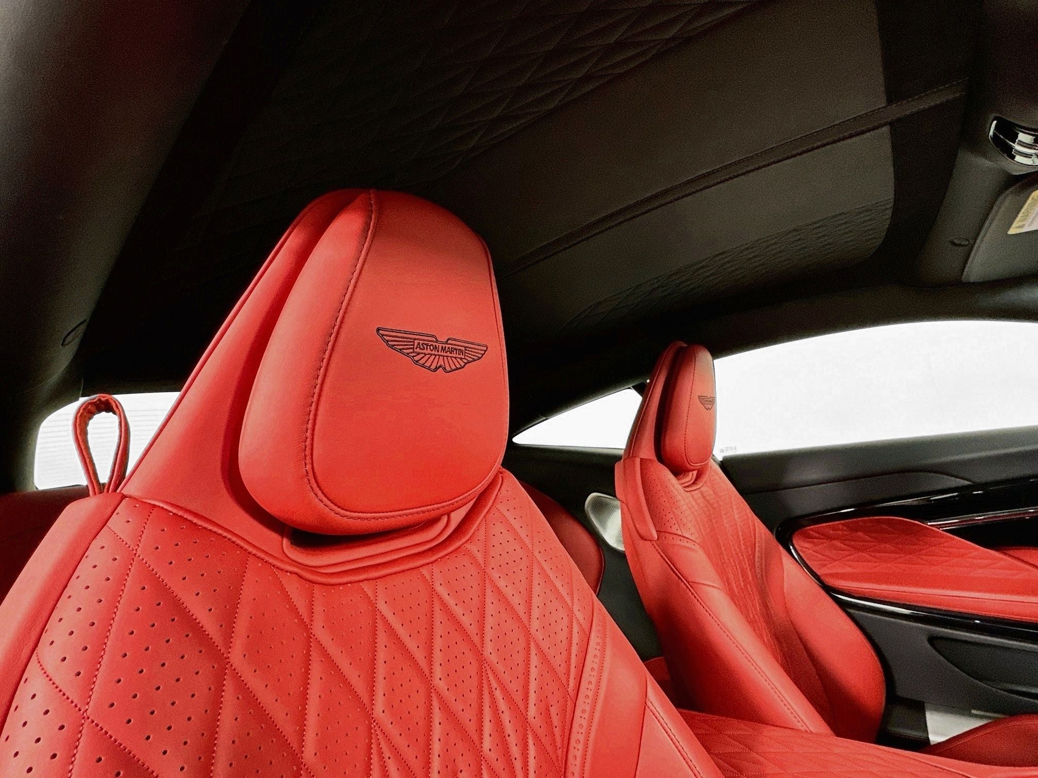 2024 Aston Martin DB12 Base
