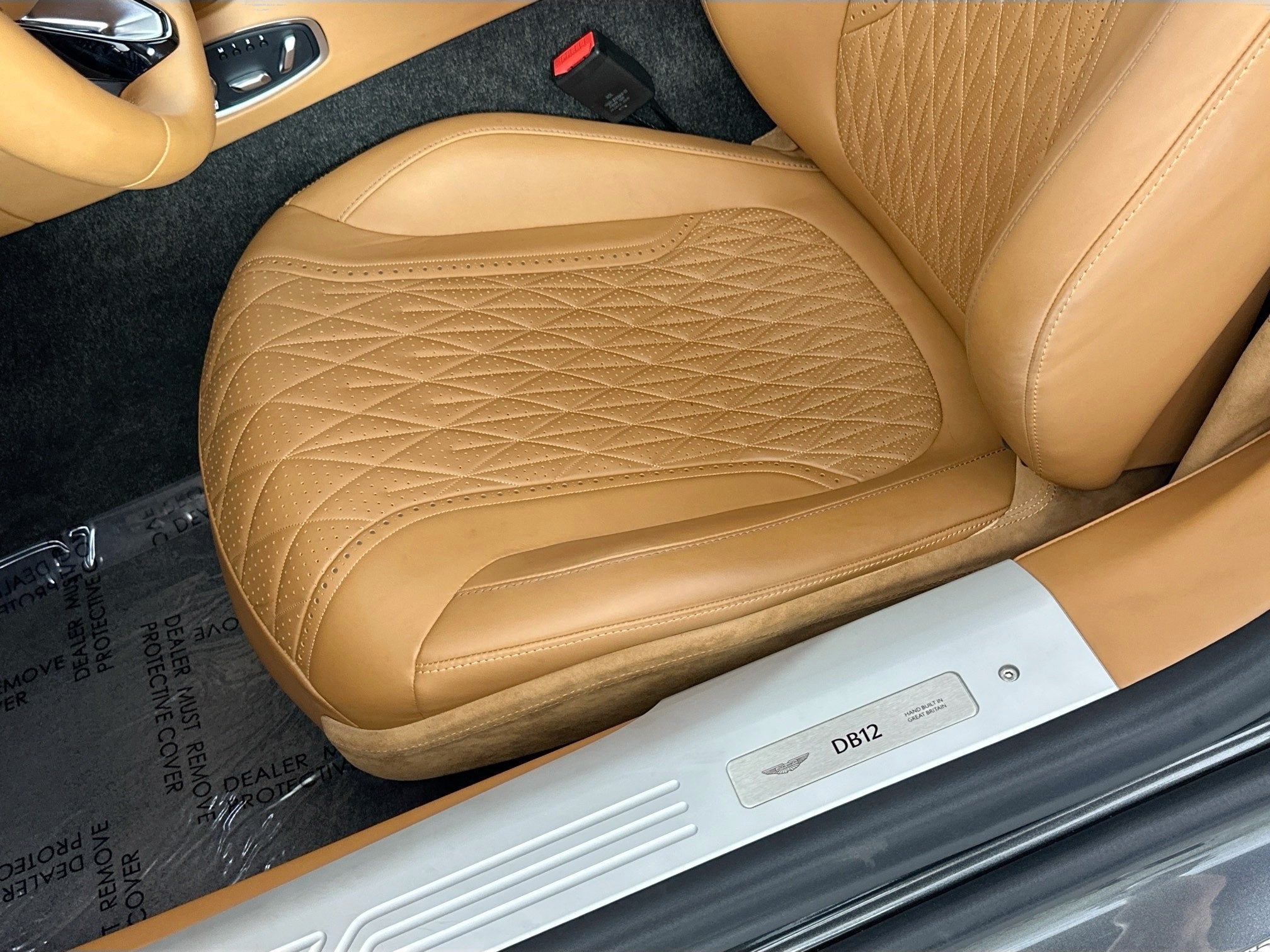 2024 Aston Martin DB12 Base