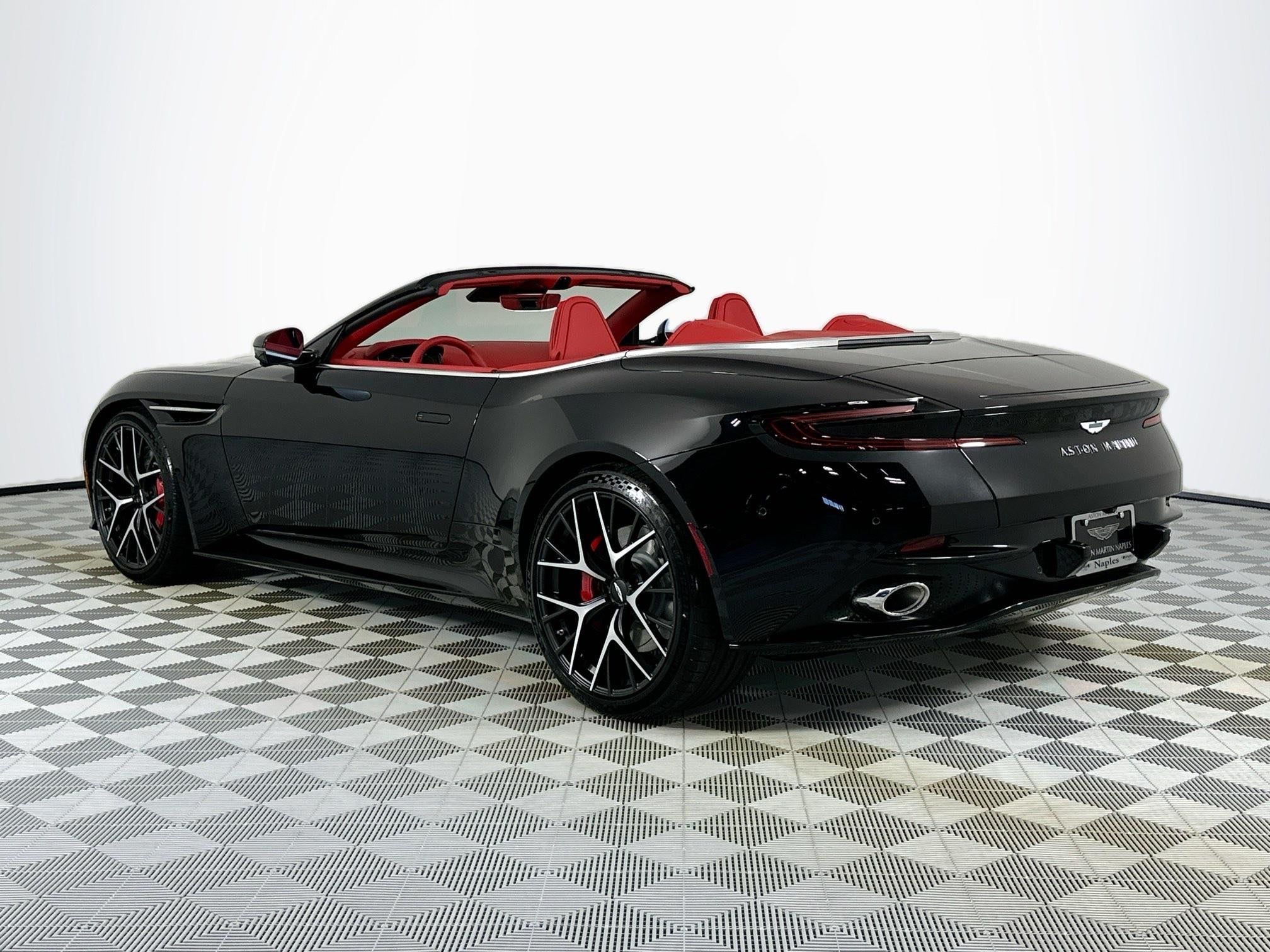 2026 Aston Martin DB12 Volante