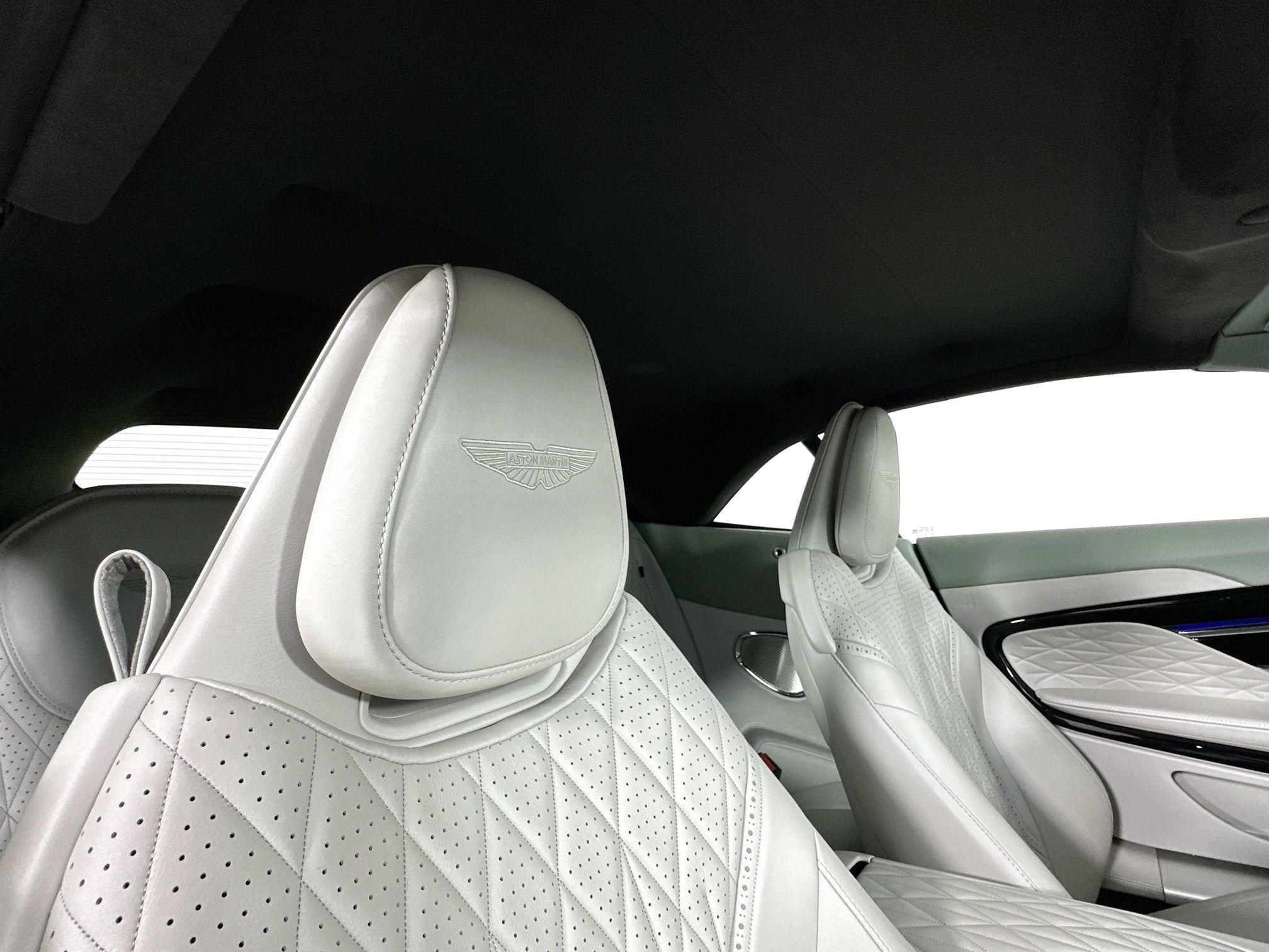 2026 Aston Martin DB12 Volante