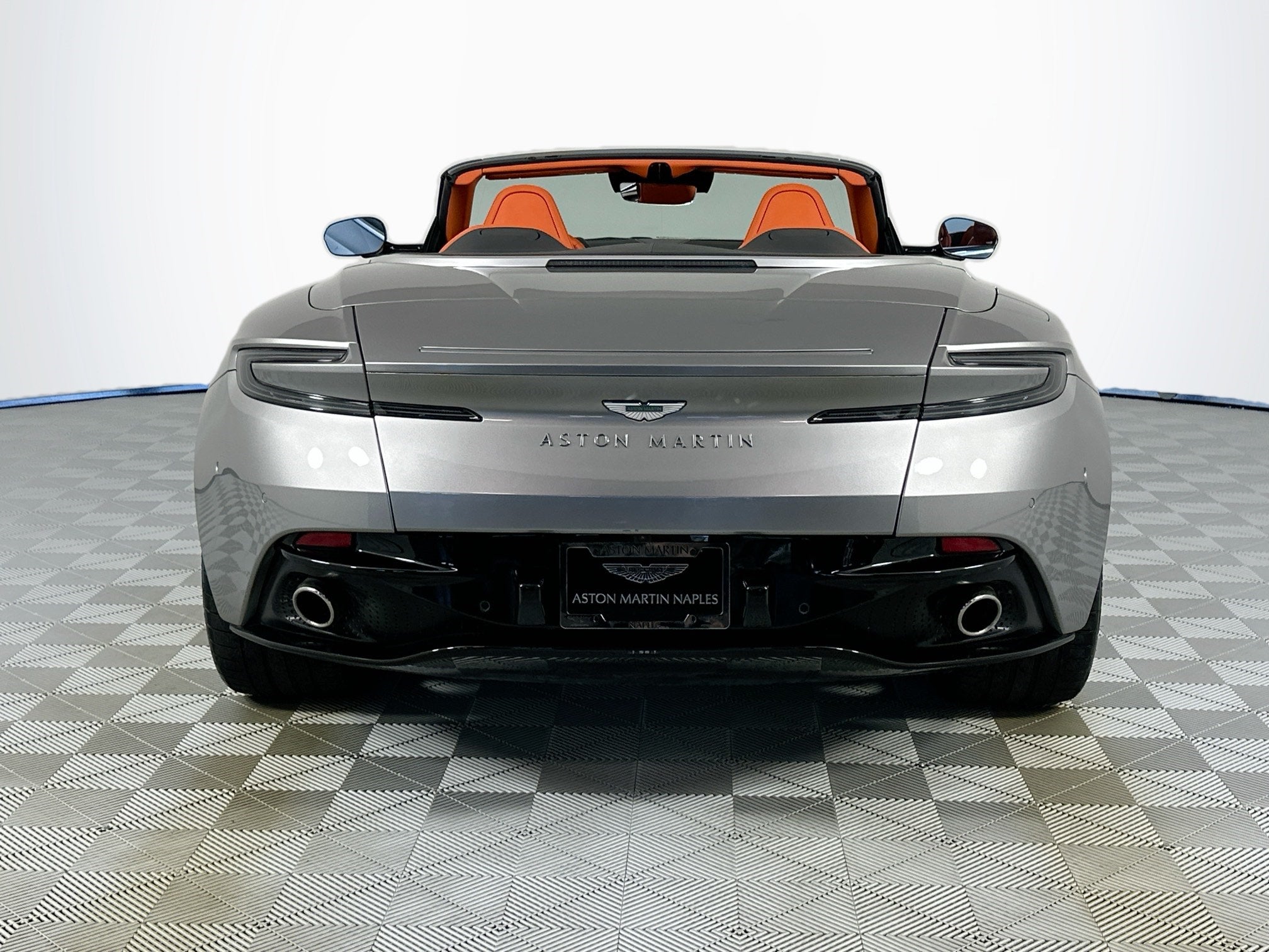 2024 Aston Martin DB12 Volante