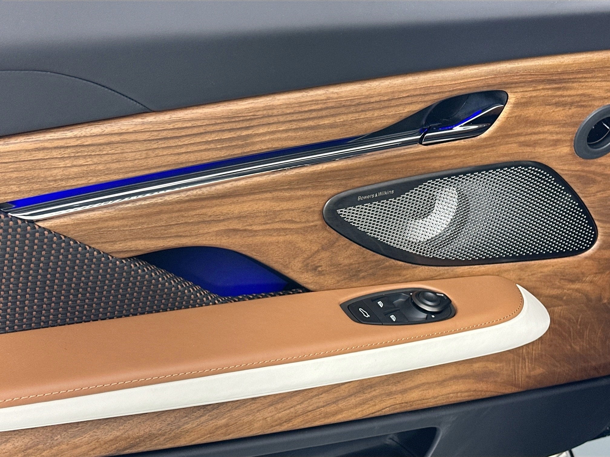 2026 Aston Martin DB12 Volante 60th Edition