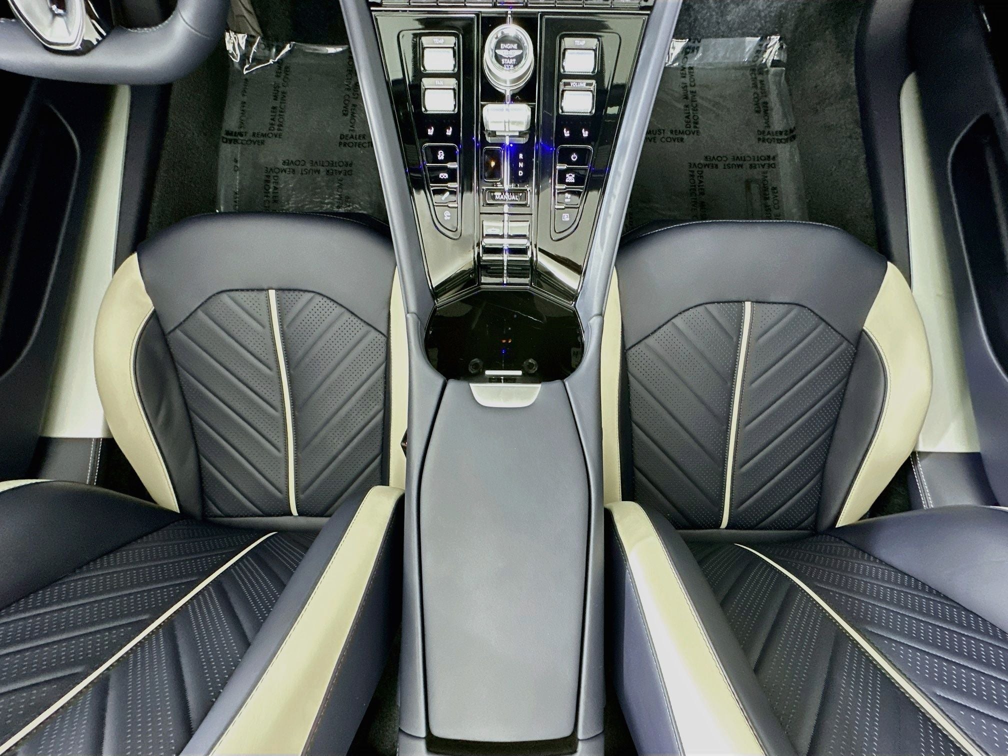 2026 Aston Martin DB12 S Volante