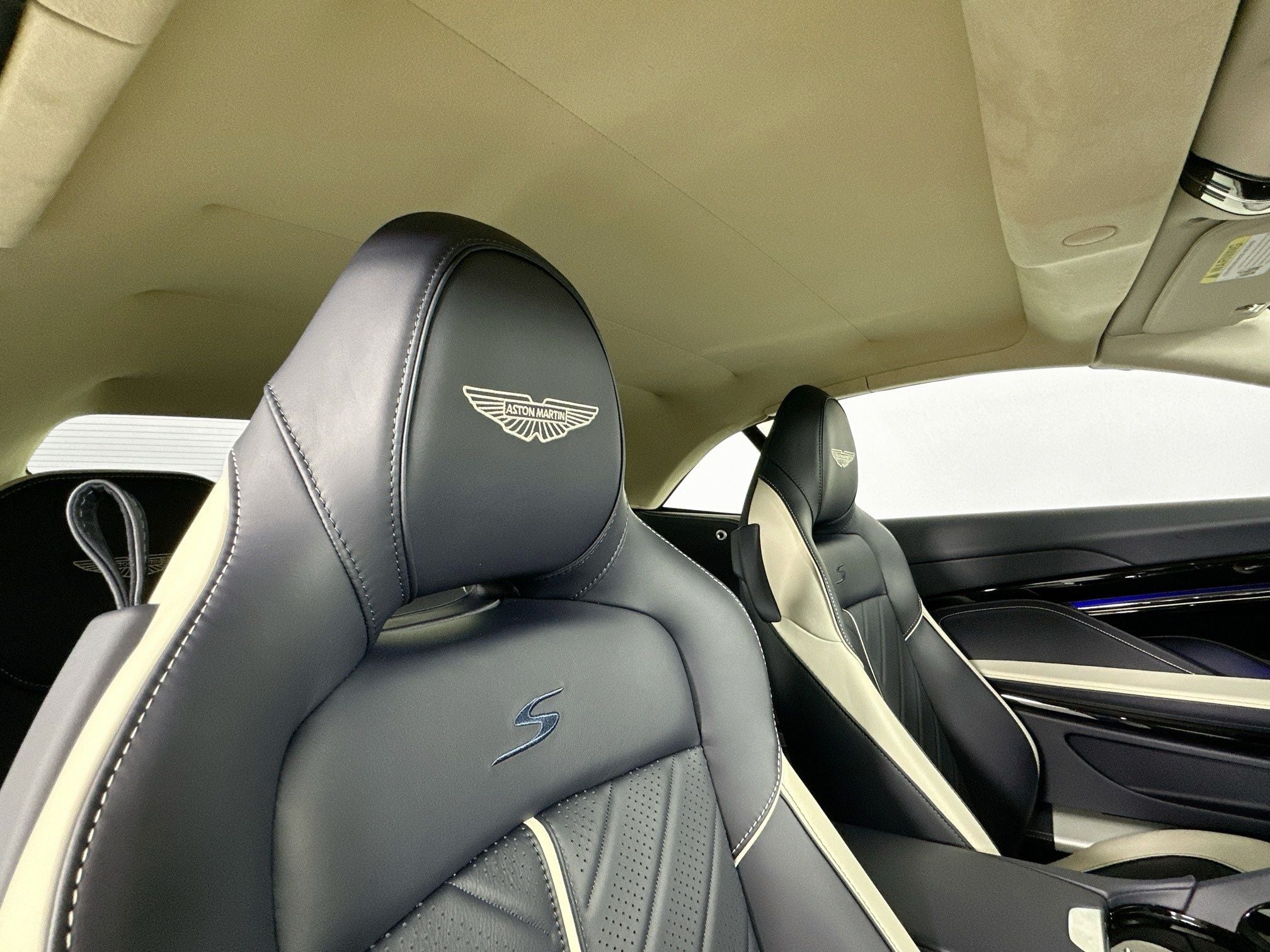 2026 Aston Martin DB12 Volante S