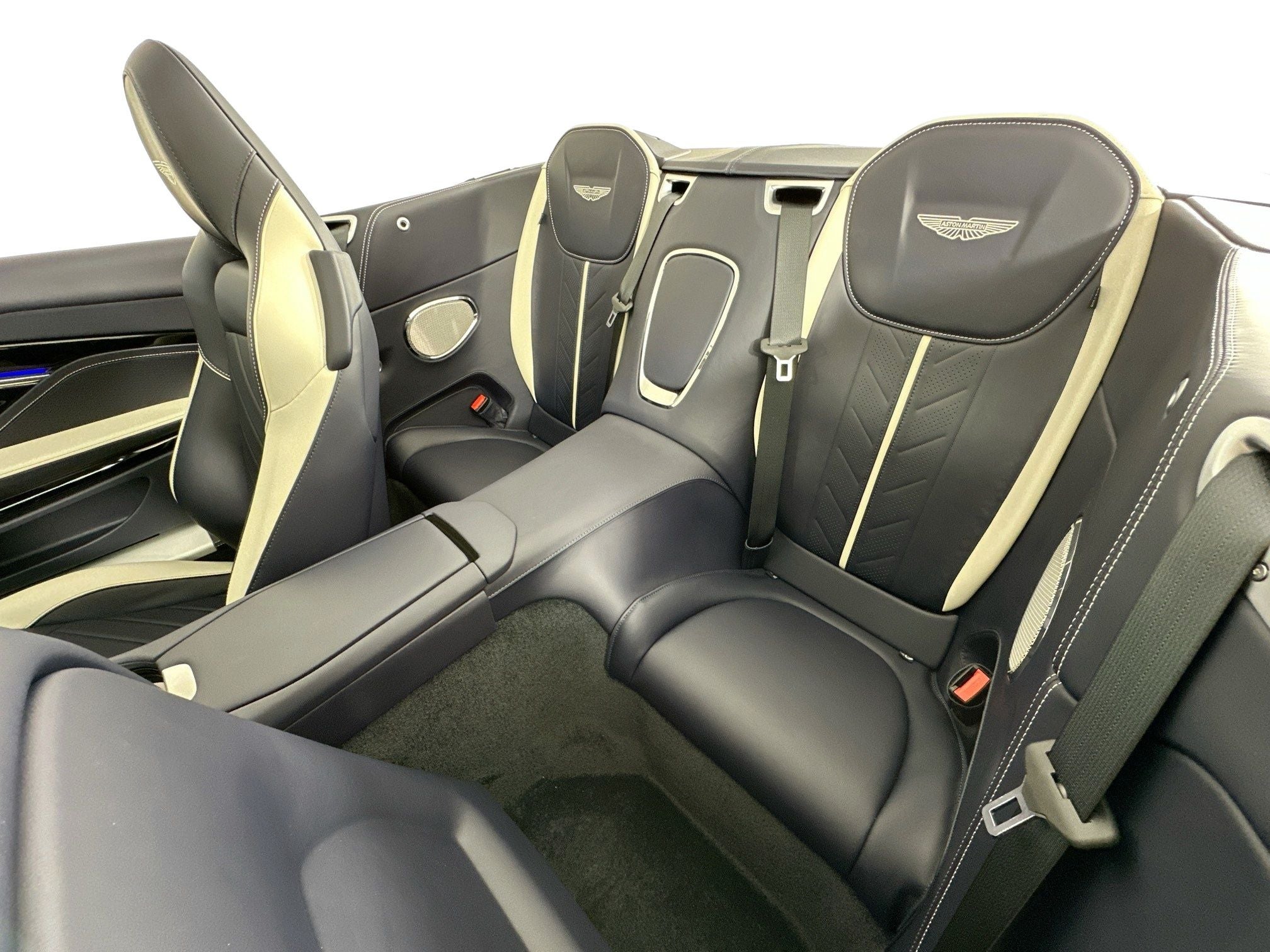 2026 Aston Martin DB12 Volante S