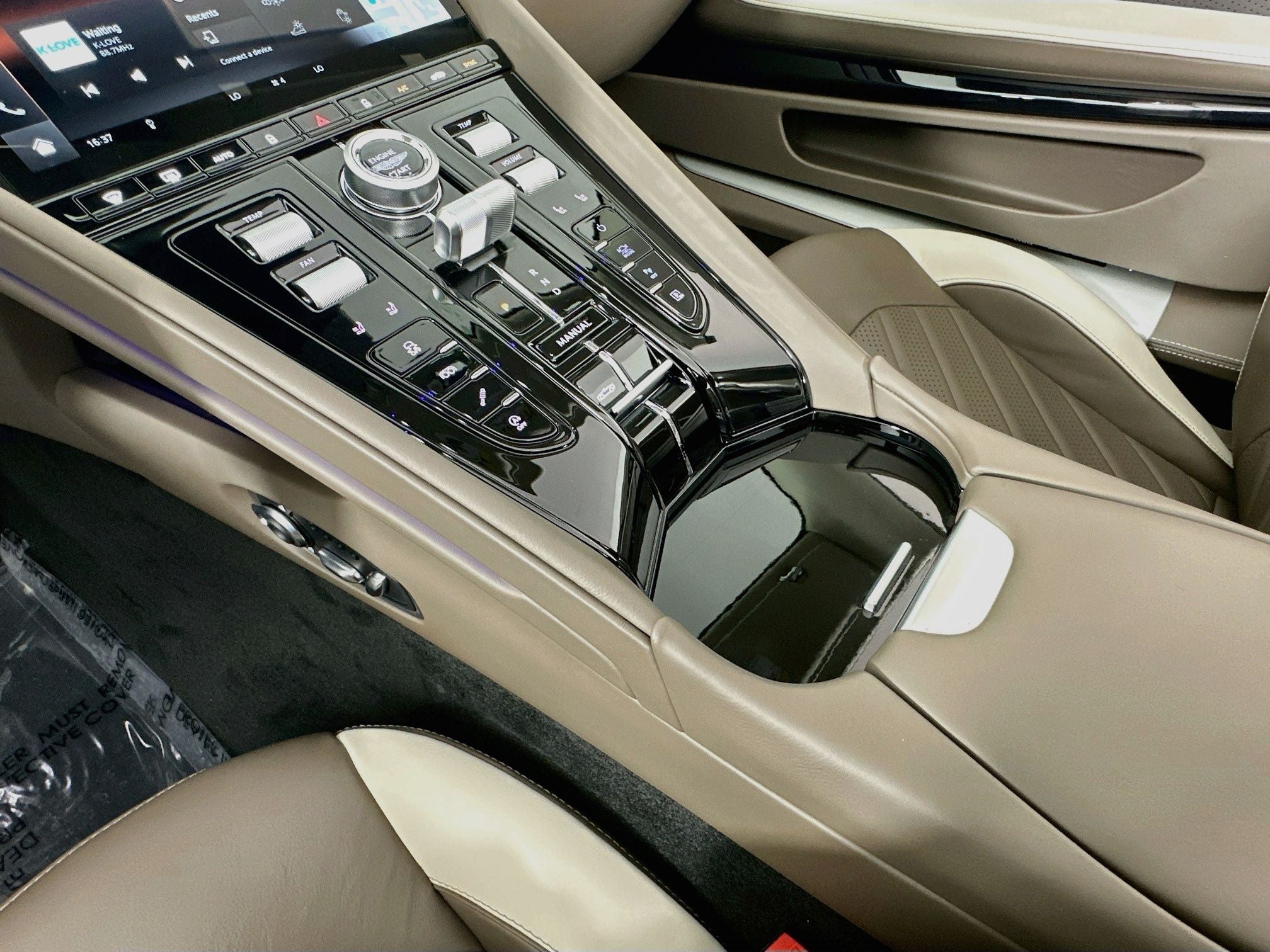2026 Aston Martin DB12 Volante S