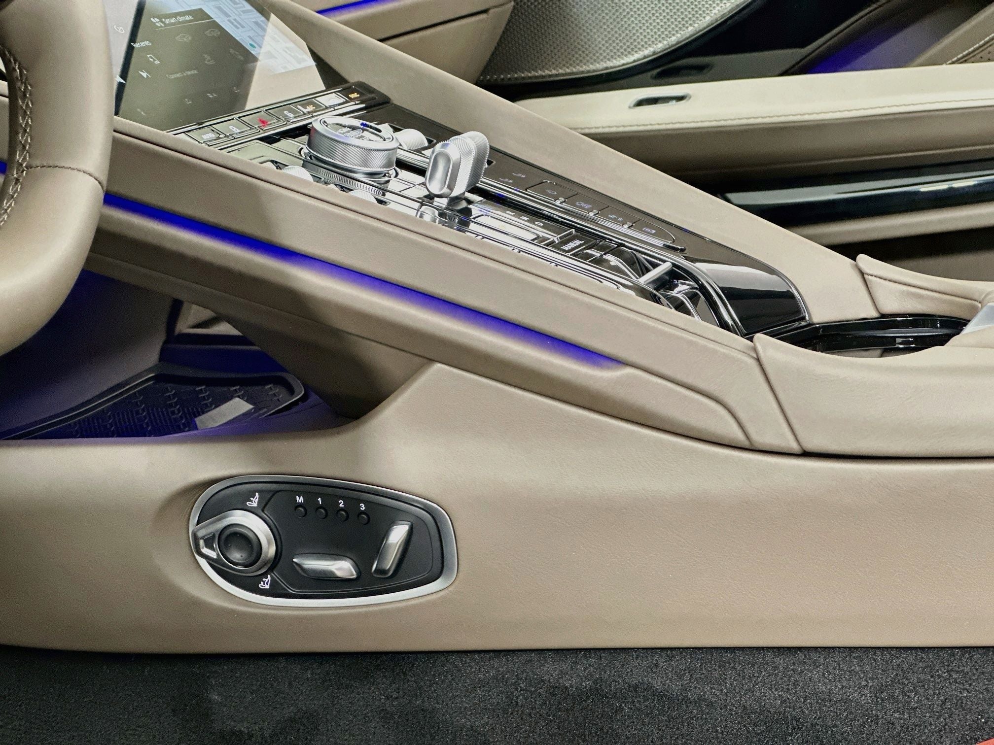 2026 Aston Martin DB12 Volante S