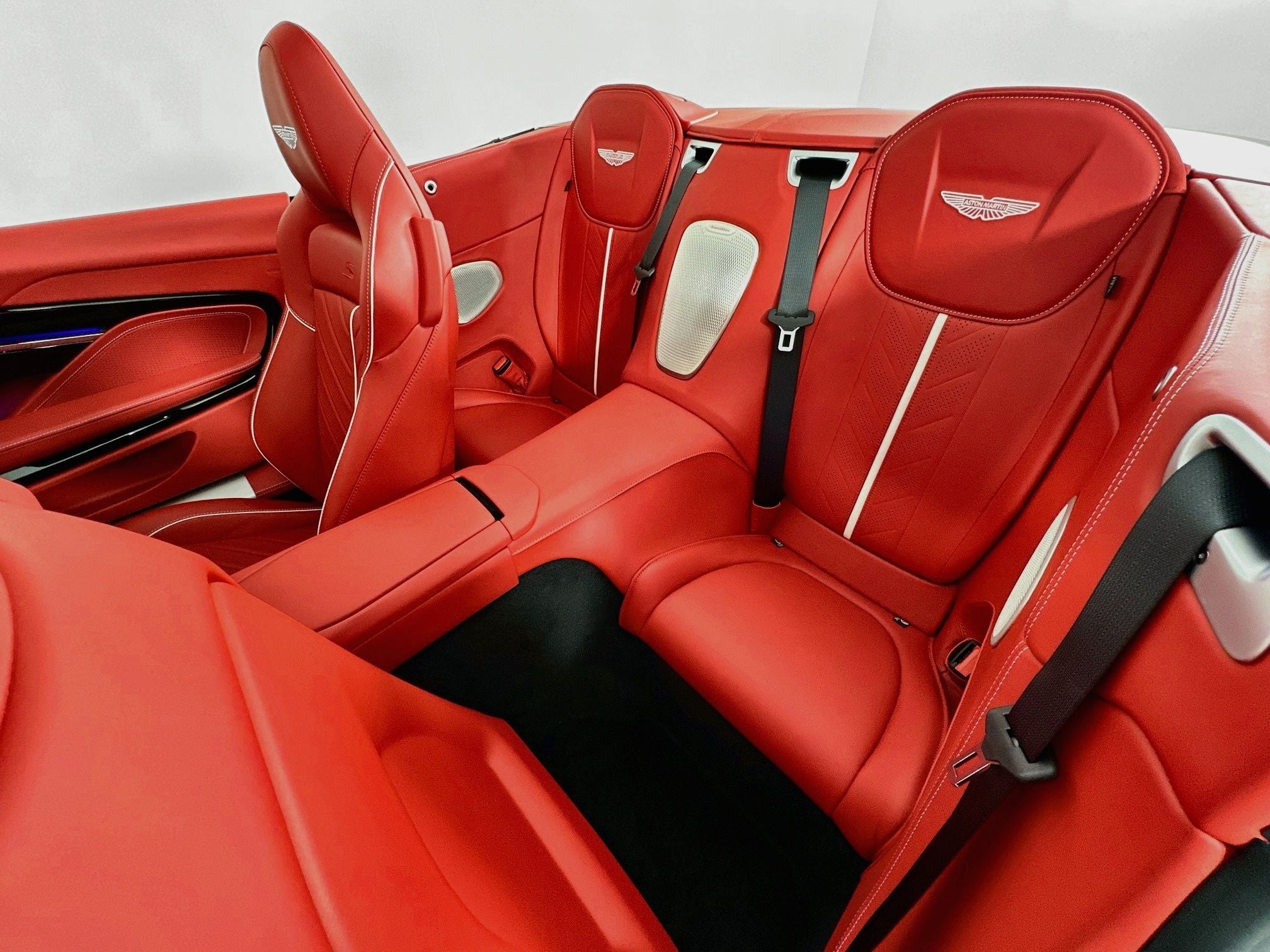 2026 Aston Martin DB12 S Volante