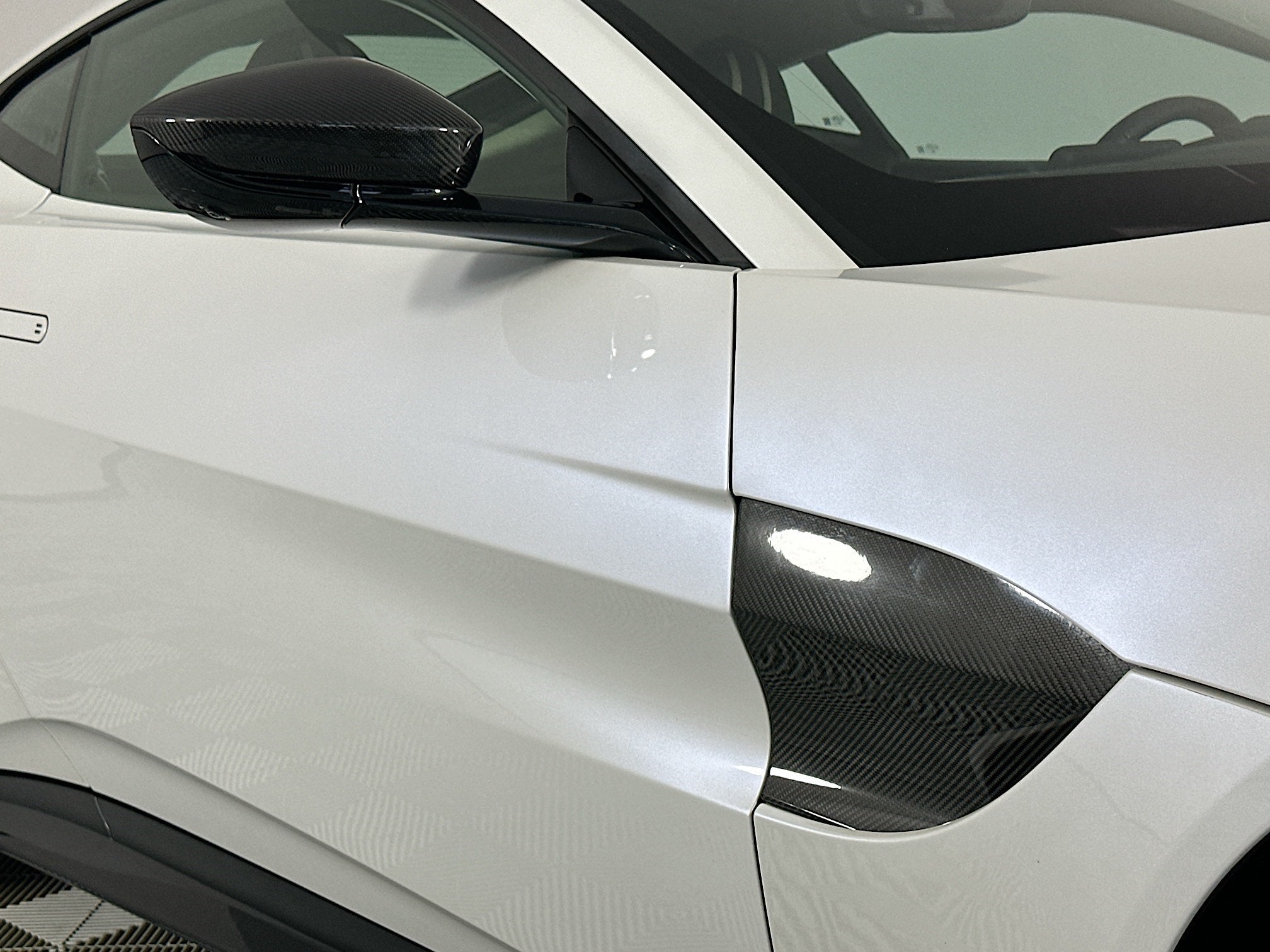 2021 Aston Martin Vantage Base