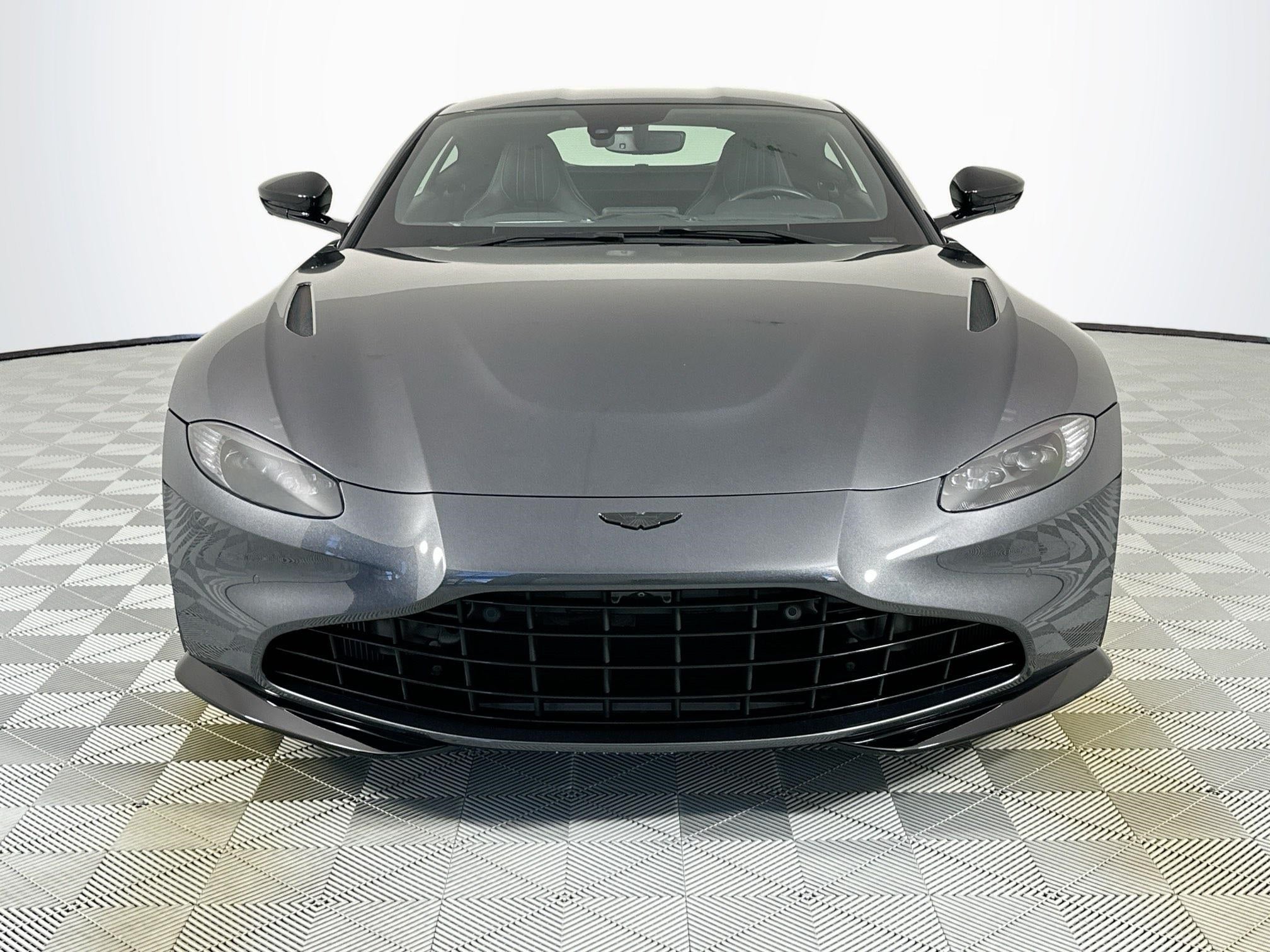 2023 Aston Martin Vantage Base