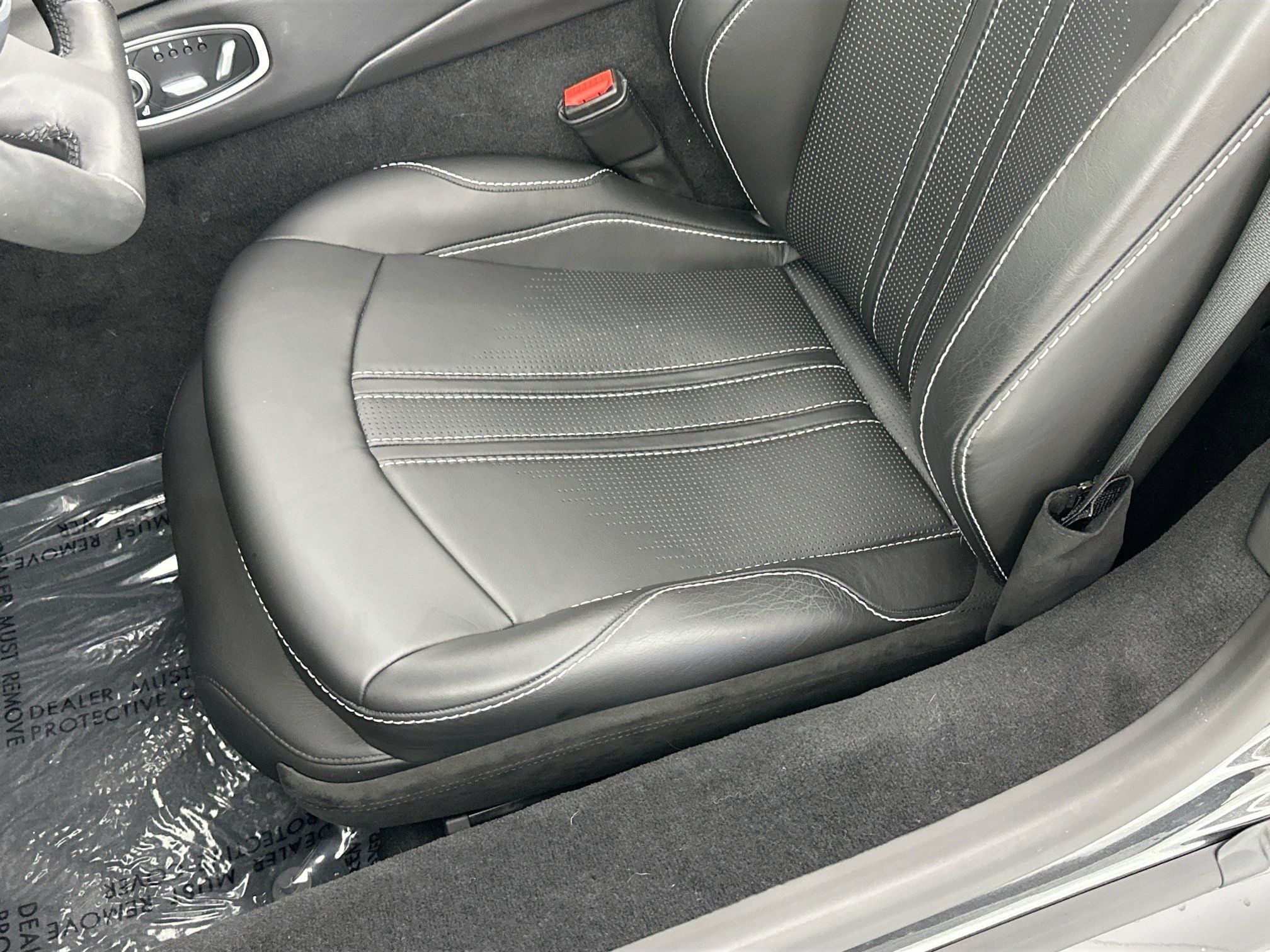 2021 Aston Martin Vantage Roadster