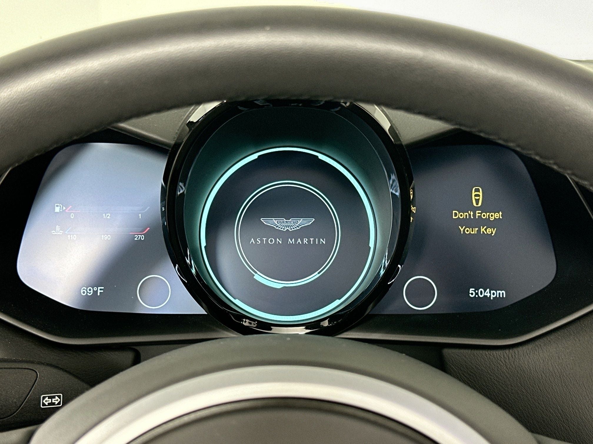 2021 Aston Martin Vantage Roadster