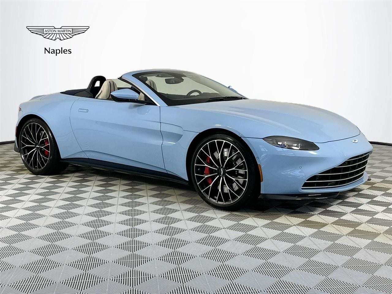 2023 Aston Martin Vantage Roadster