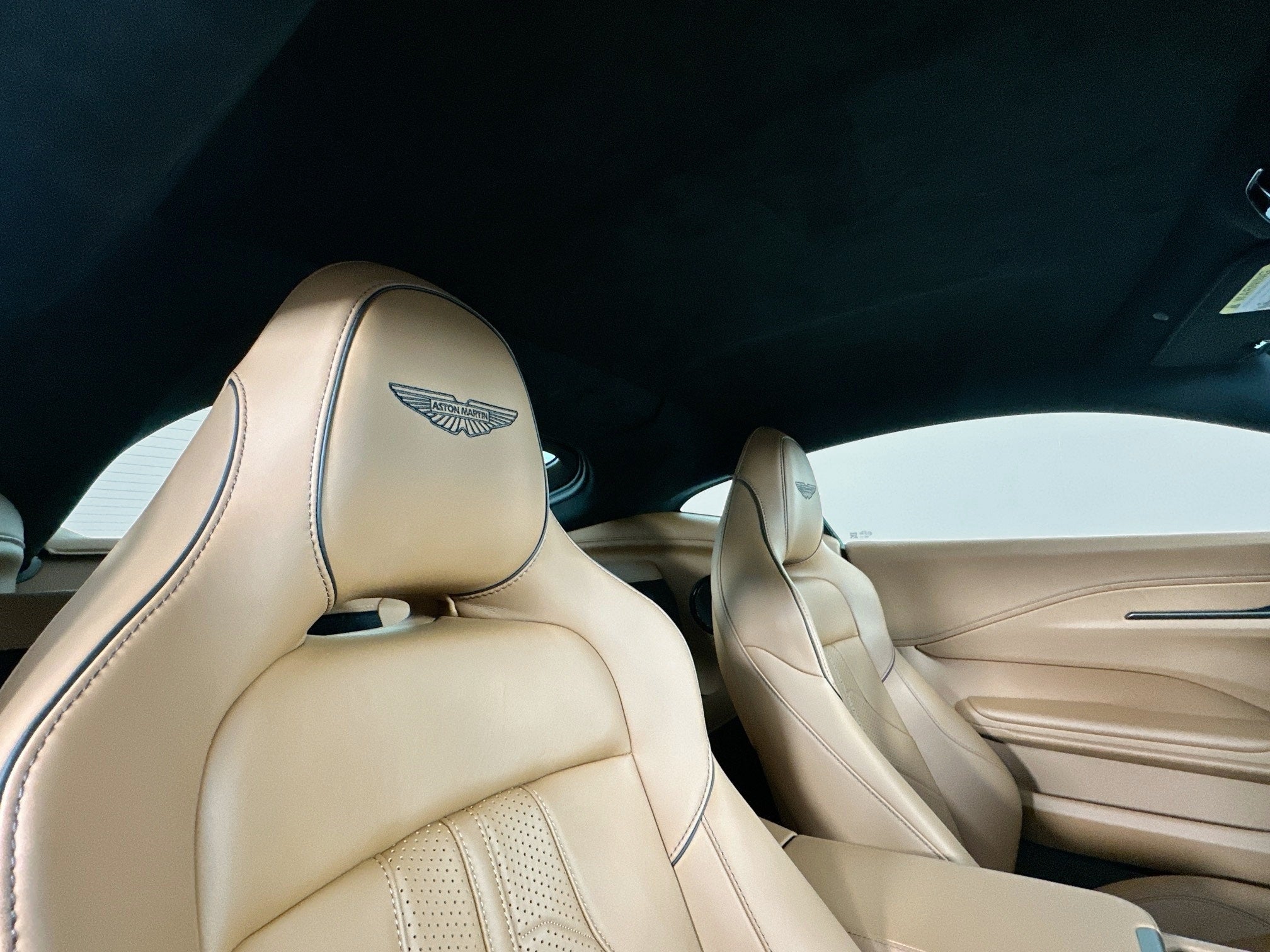 2026 Aston Martin Vantage Coupe