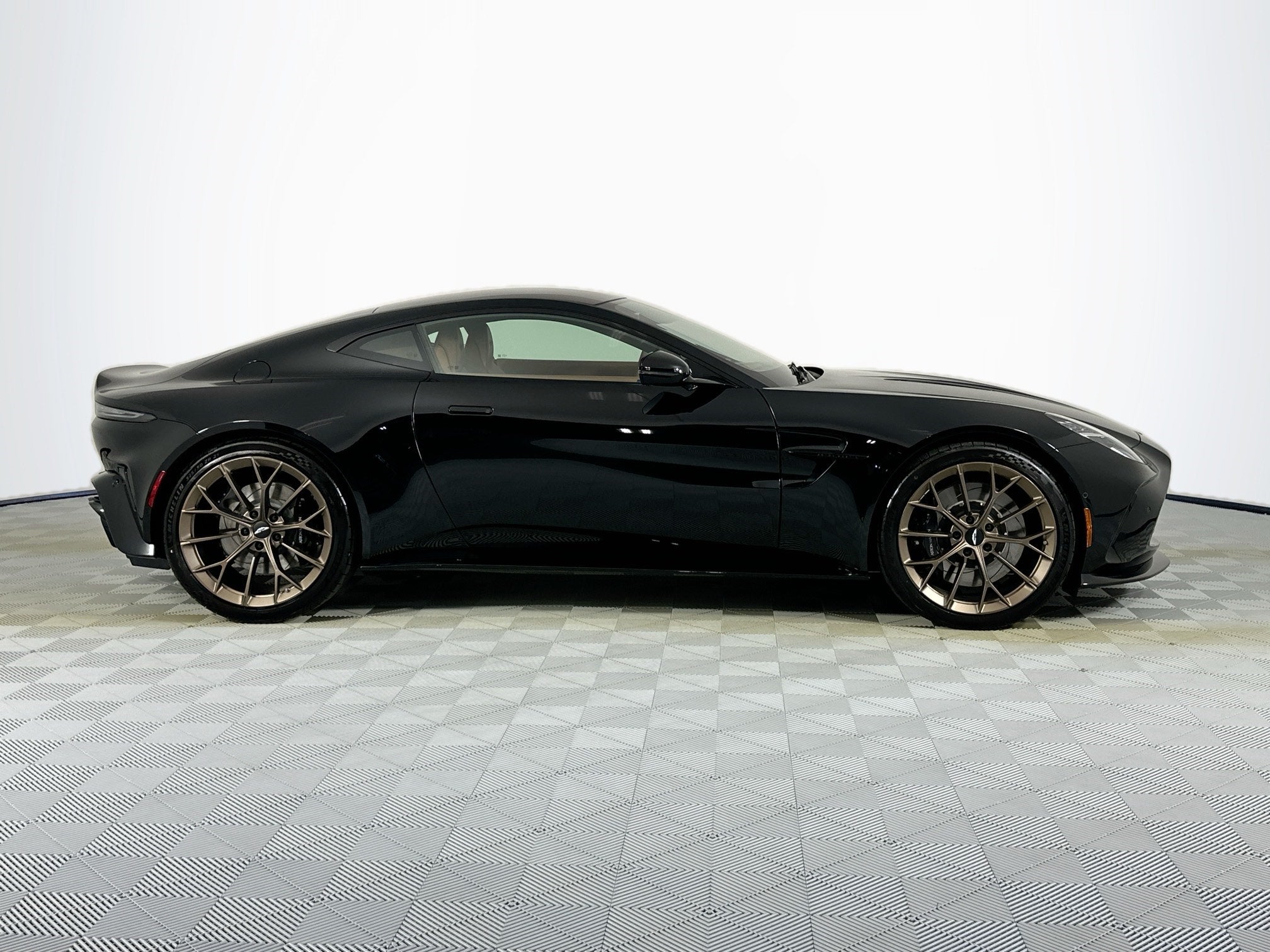 2026 Aston Martin Vantage Coupe
