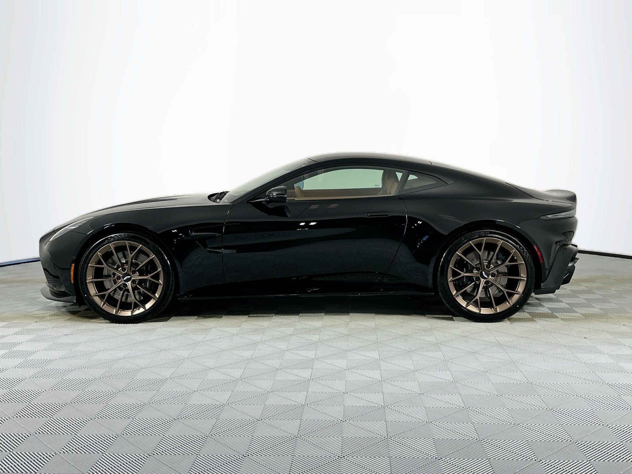 2026 Aston Martin Vantage Coupe
